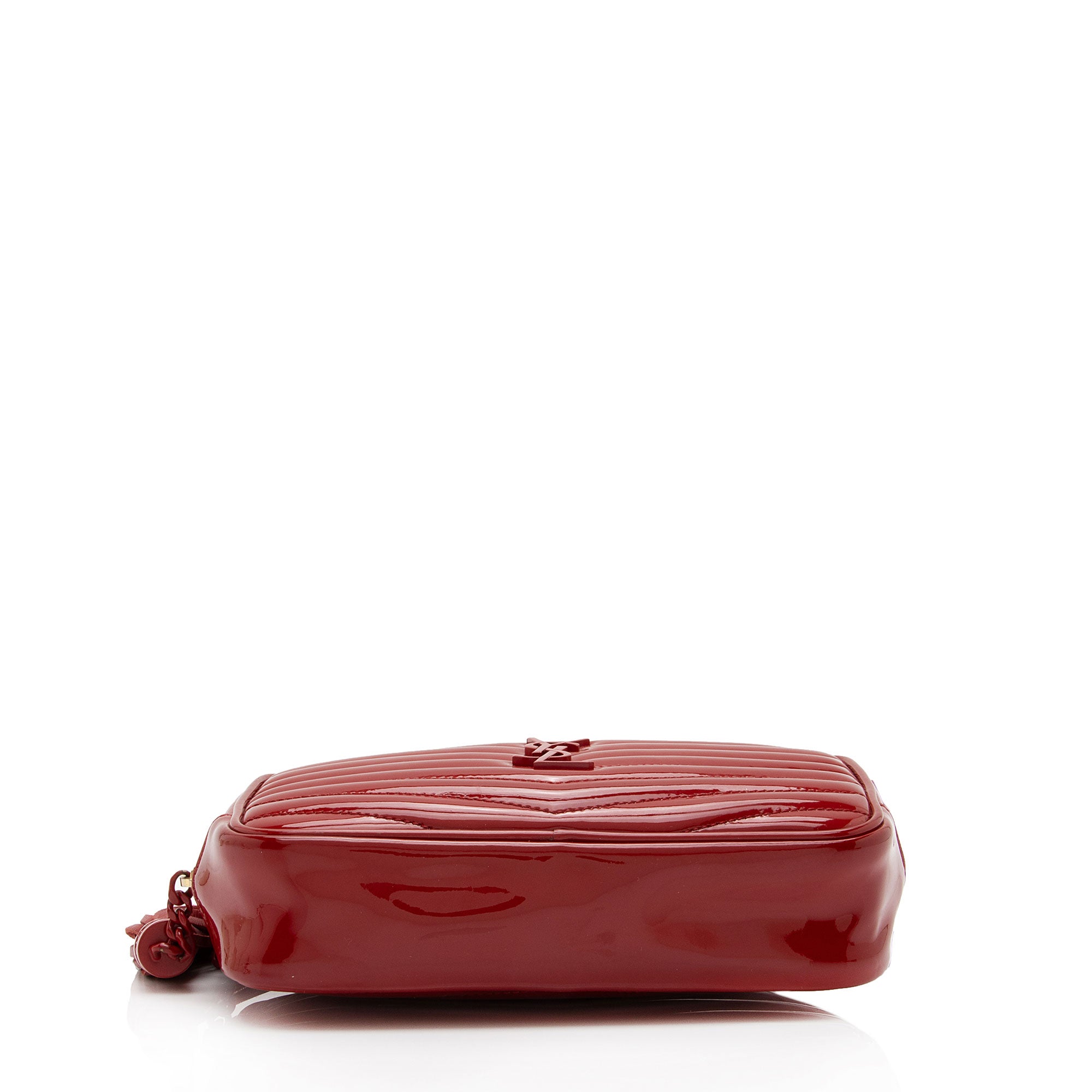 Saint Laurent Matelasse Patent Leather Monogram Lou Mini Camera Bag (SHF-Z68kf0)