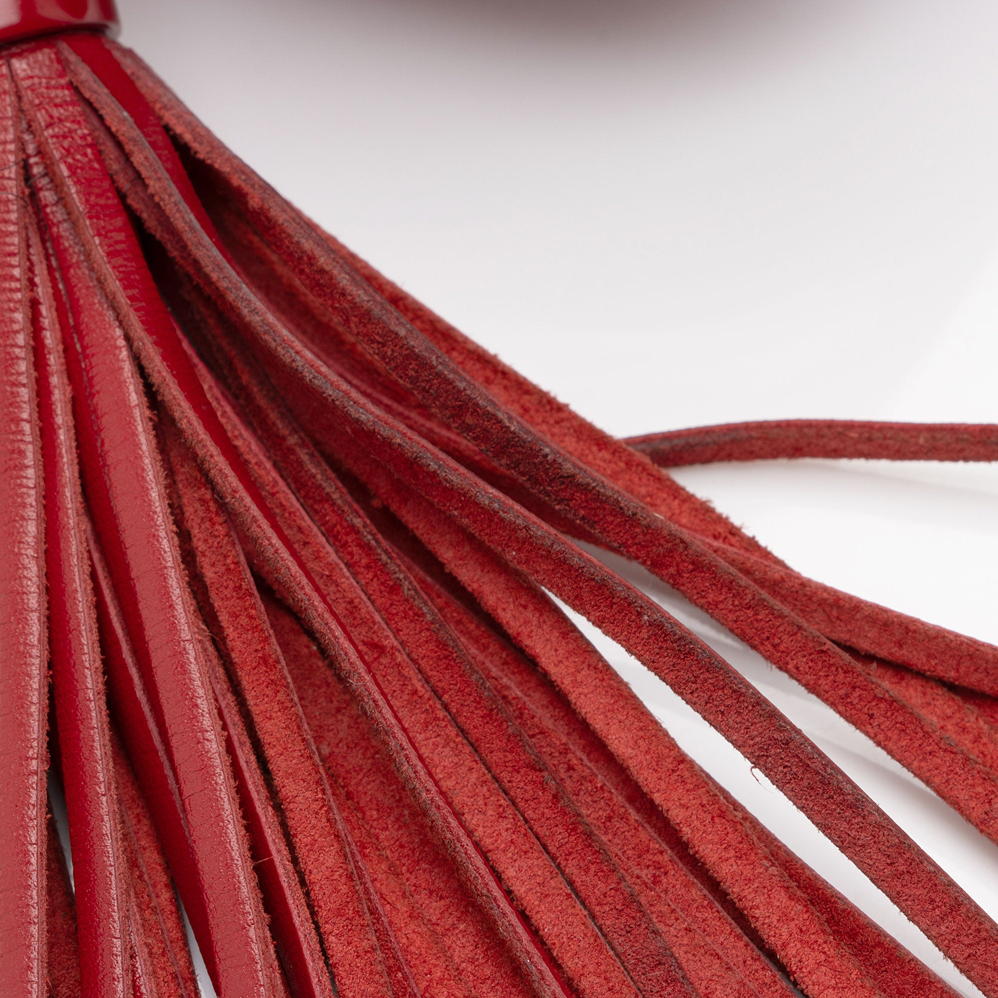 Saint Laurent Matelasse Patent Leather Monogram Lou Mini Camera Bag (SHF-Z68kf0)