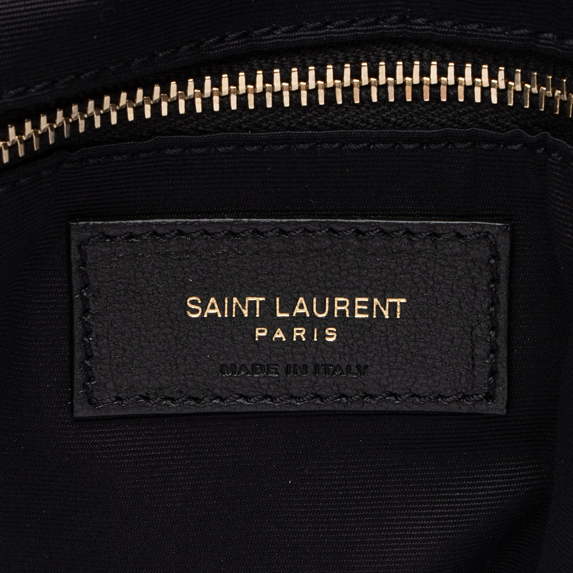 Saint Laurent Matelasse Quilted YSL Pochon Drawstring Tote (SHF-EoGX4B)