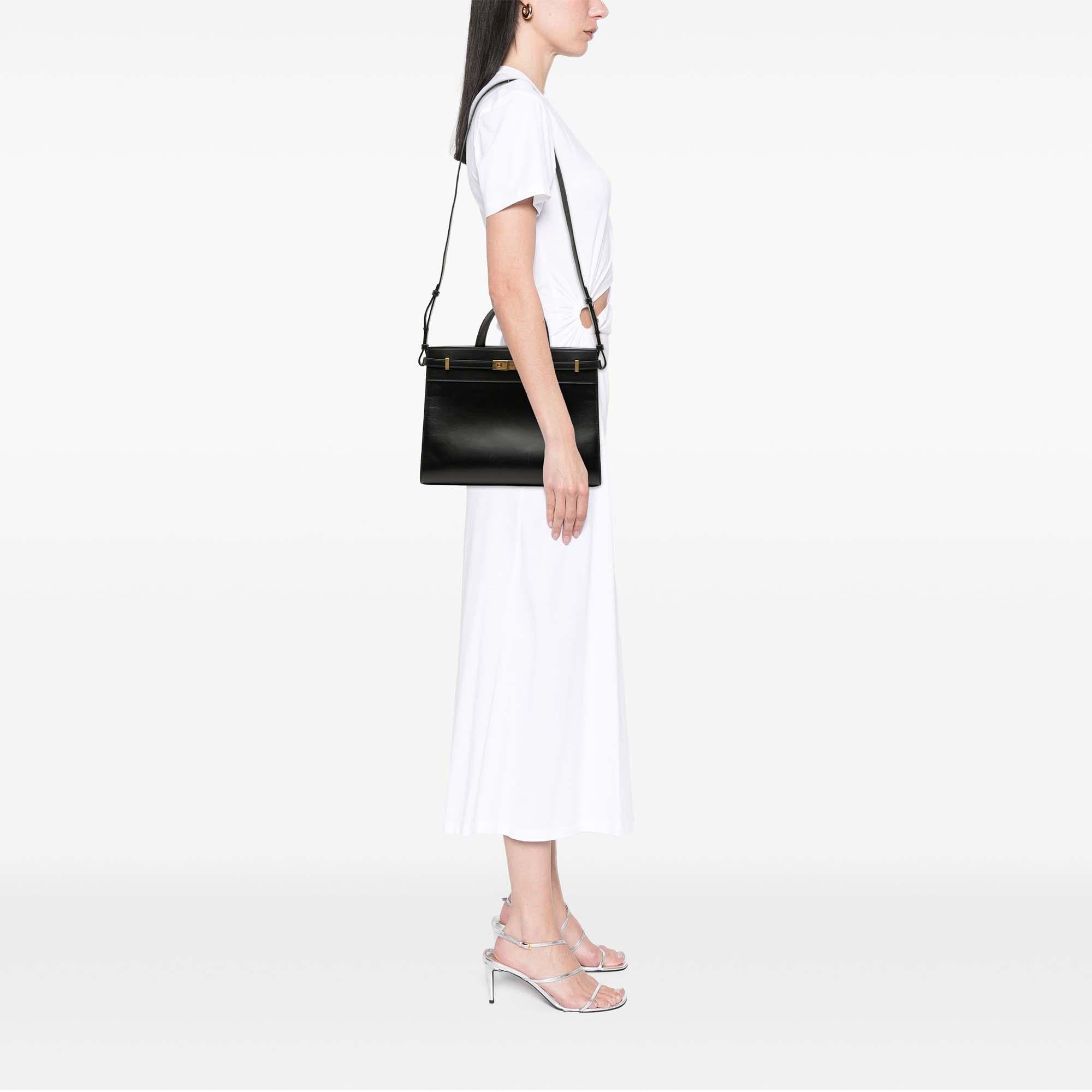 Saint Laurent Medium Smooth Calfskin Manhattan Shopper Tote
