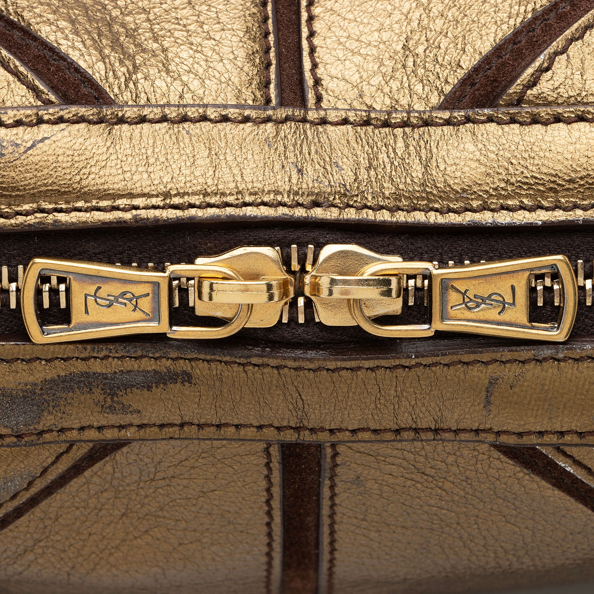 Saint Laurent Metallic Calfskin Muse Large Satchel (SHF-hk5NIK)