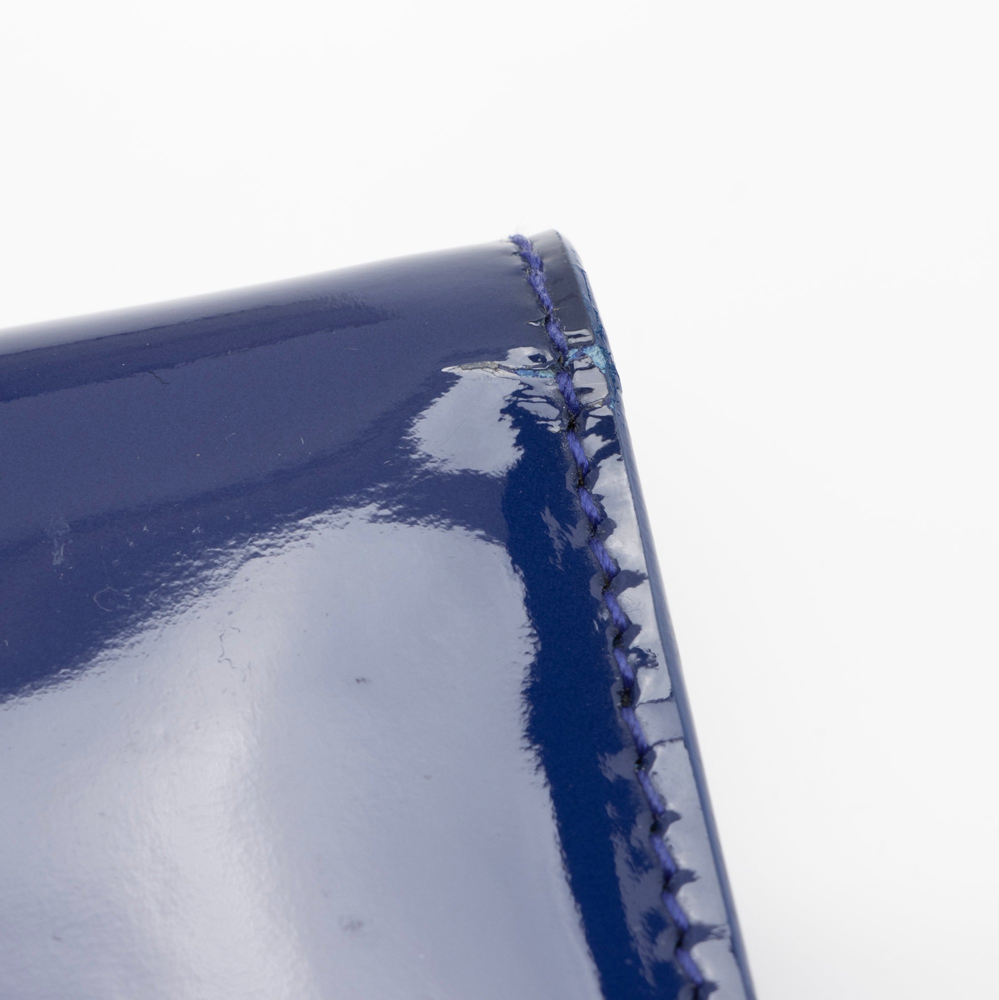 Saint Laurent Patent Leather Monogram Belle de Jour Large Clutch (SHF-23930)