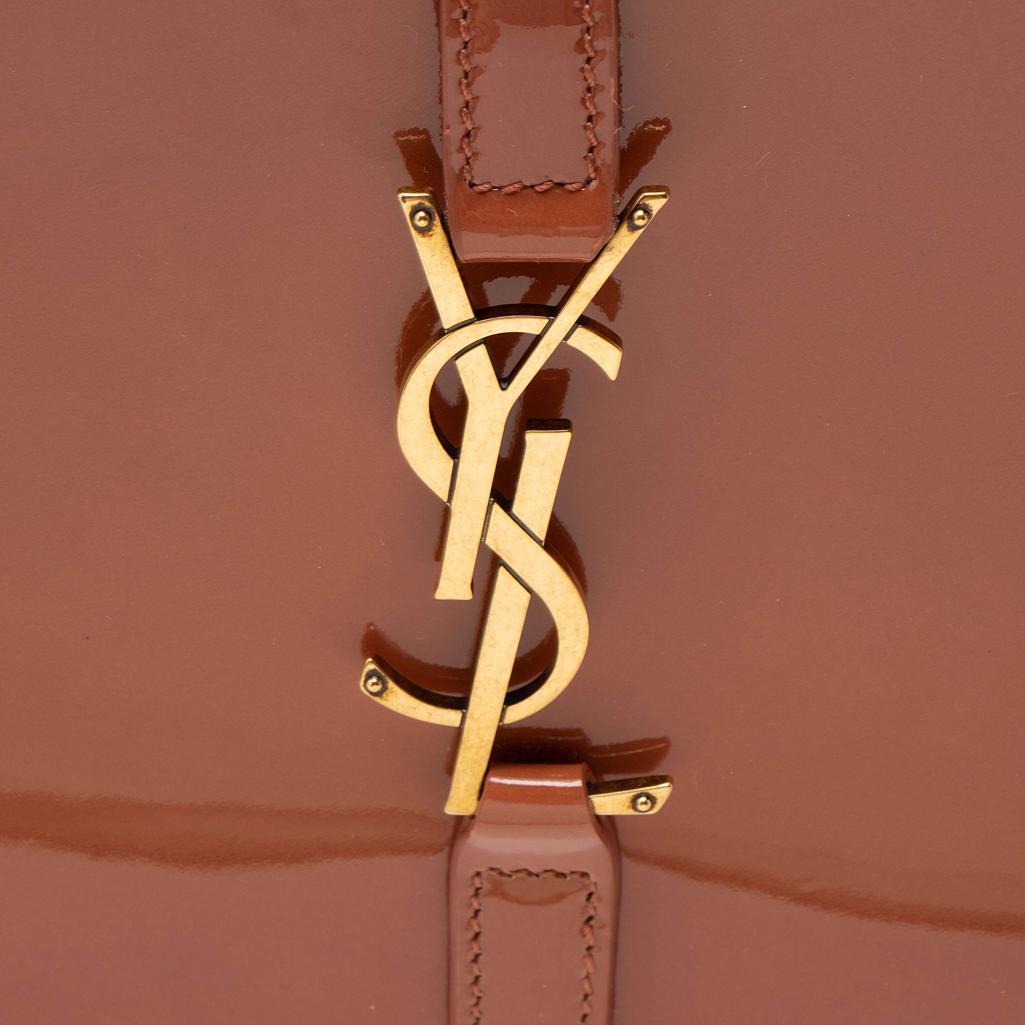 Saint Laurent Patent Leather Monogram Le 5 A 7 Hobo