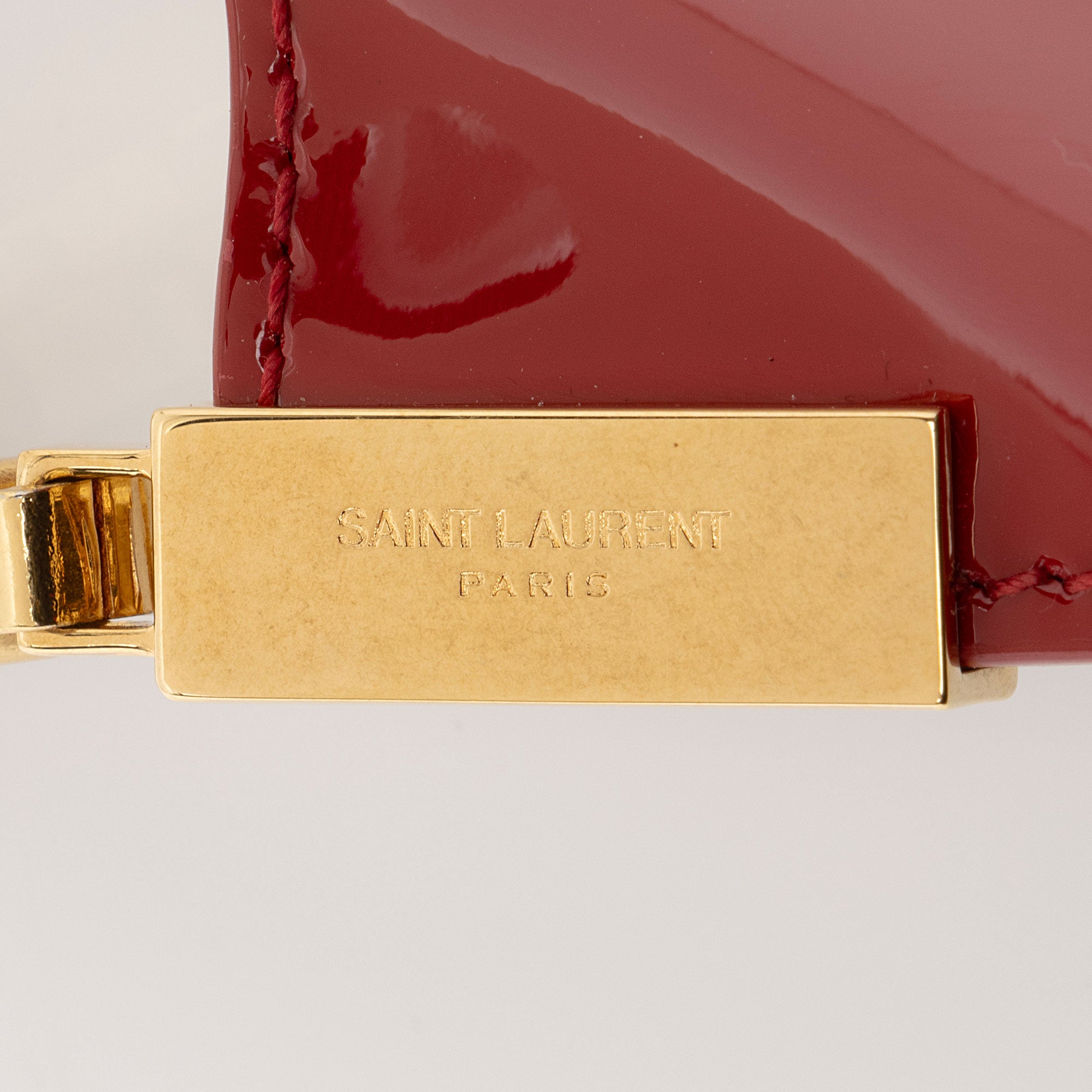 Saint Laurent Patent Leather Suzanne Small Hobo (SHF-5o8aM7)