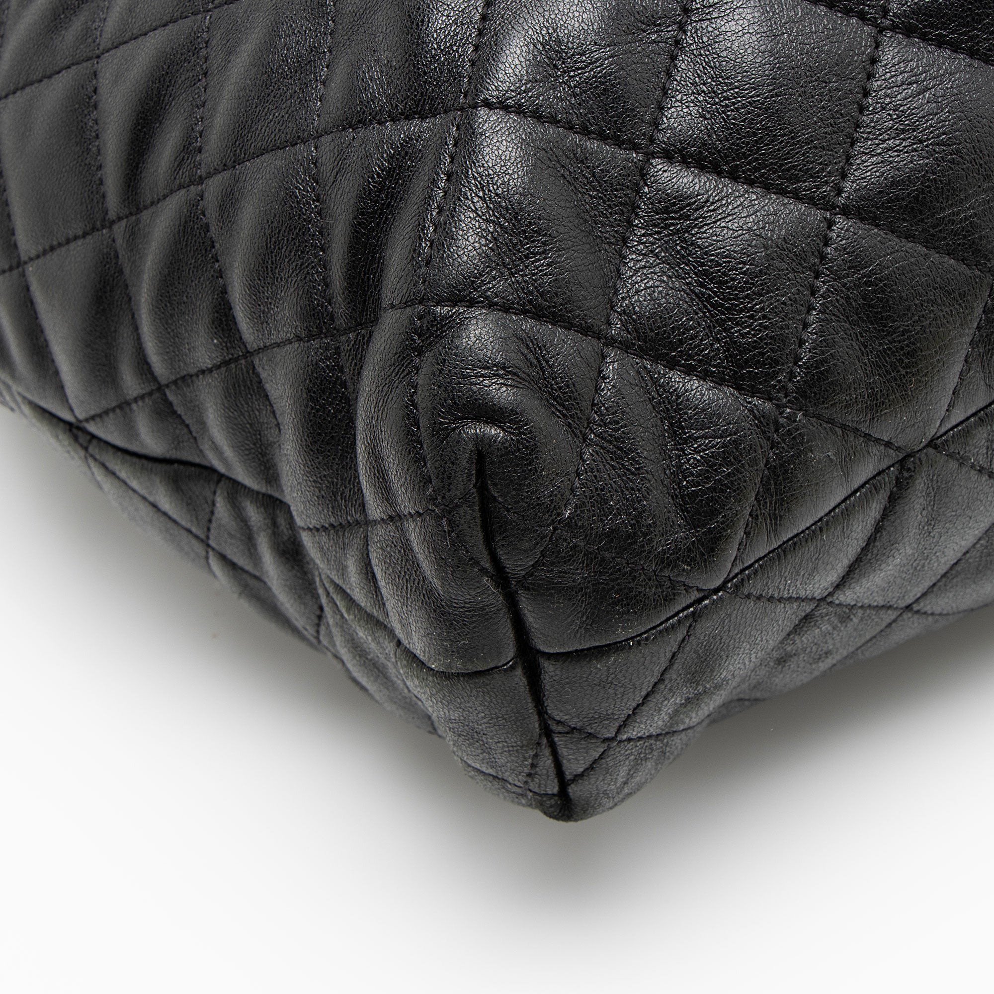 Saint Laurent Quilted Lambskin Monogram Icare Maxi Shopping Tote