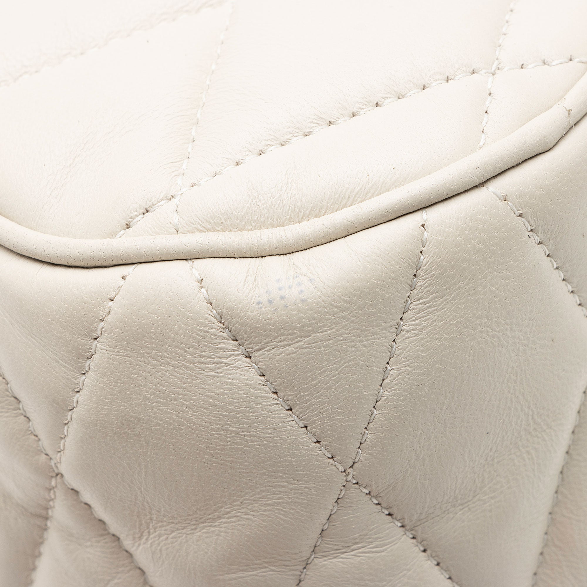 Saint Laurent Quilted Lambskin Sade Mini Tube Bag (SHF-SBssyh)