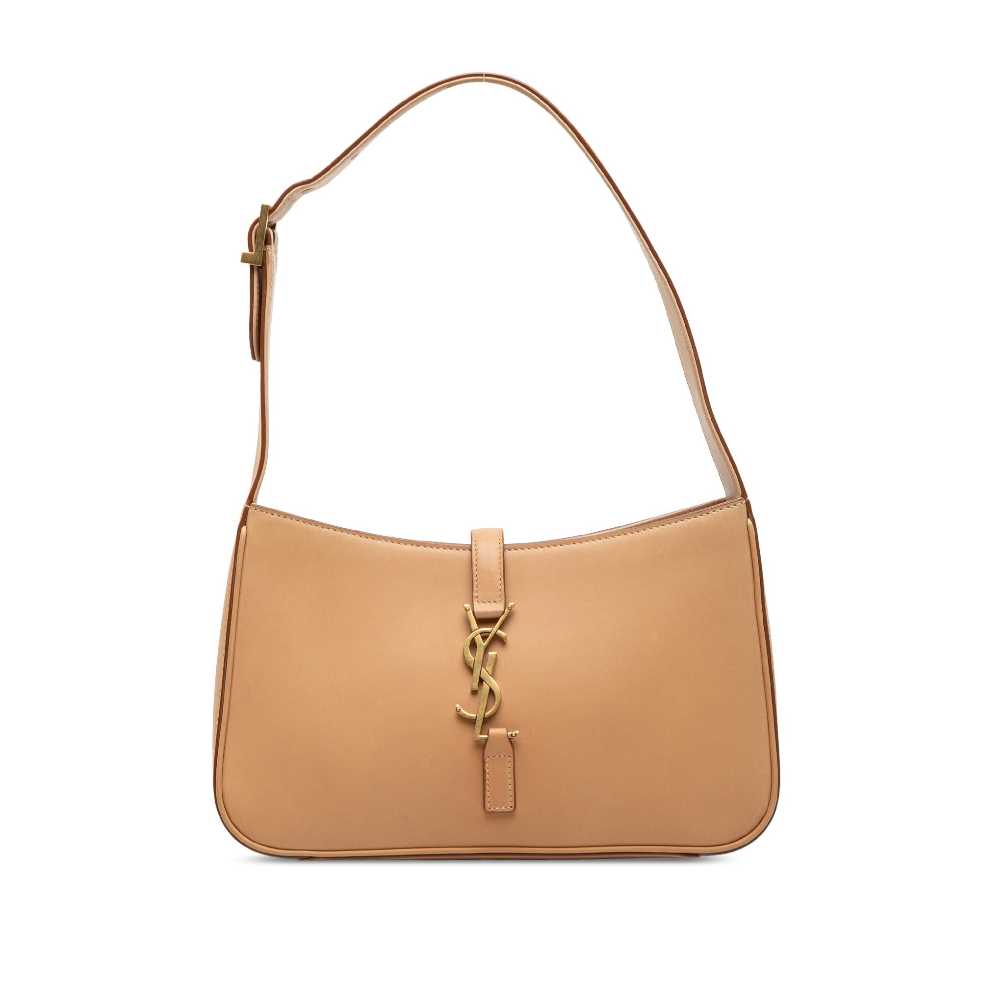 Saint Laurent Smooth Calfskin Le 5 a 7