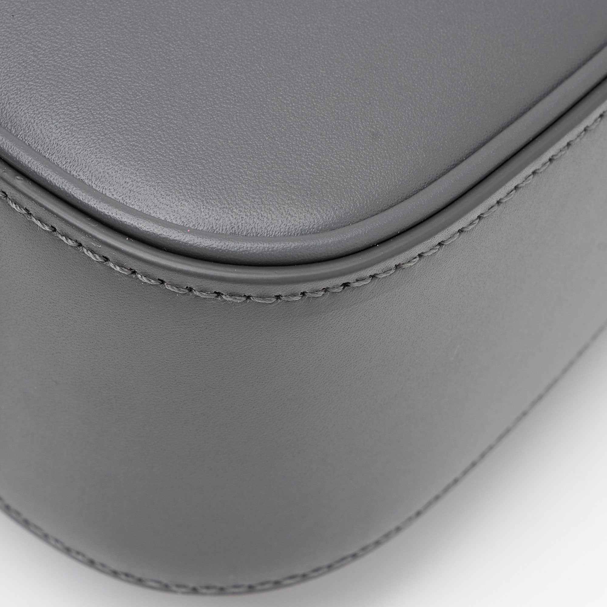 Saint Laurent Smooth Calfskin Monogram Le 5 A 7 Hobo (SHF-tZcioe)