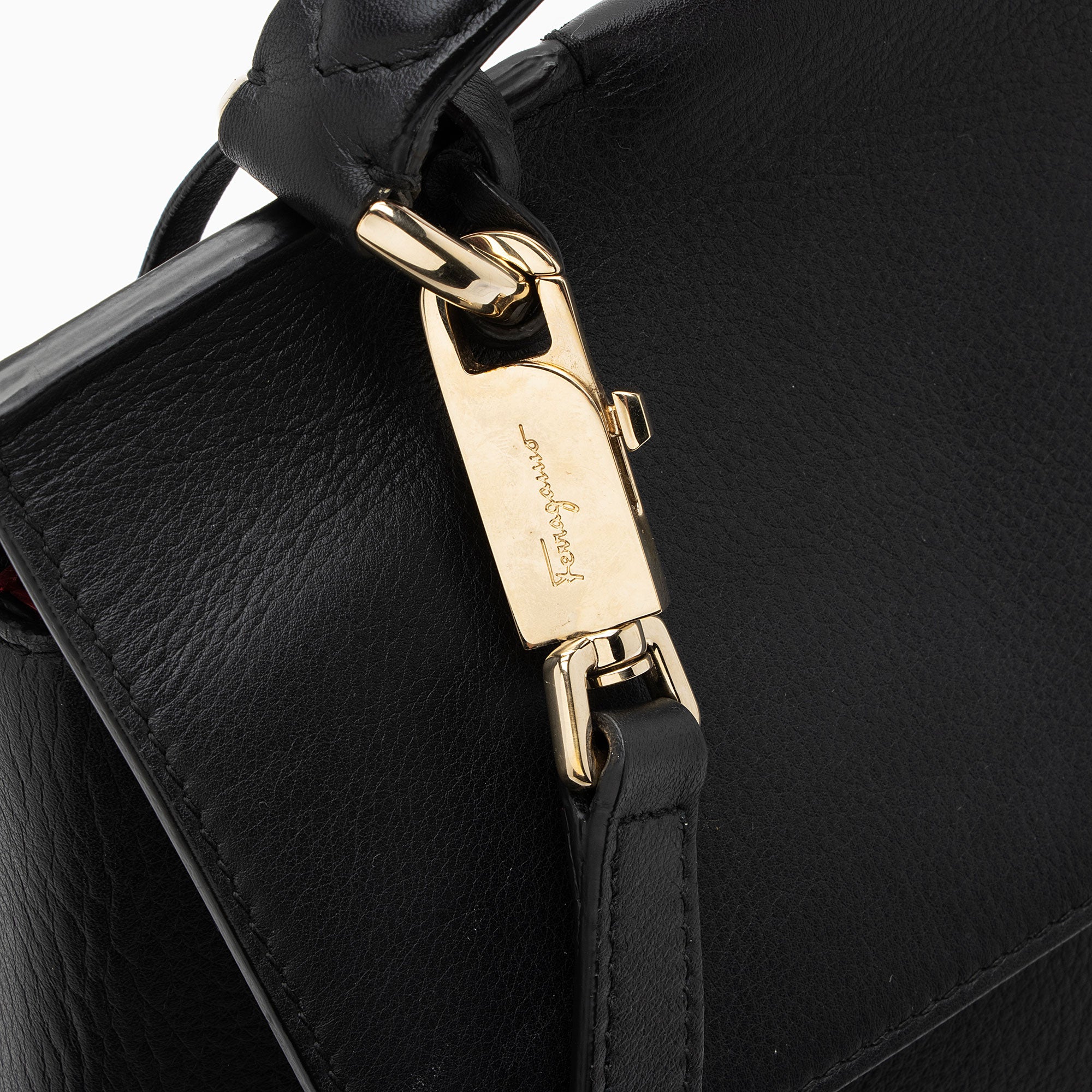 Salvatore Ferragamo Calfskin Jet Set Large Top Handle (SHF-VwIECE)