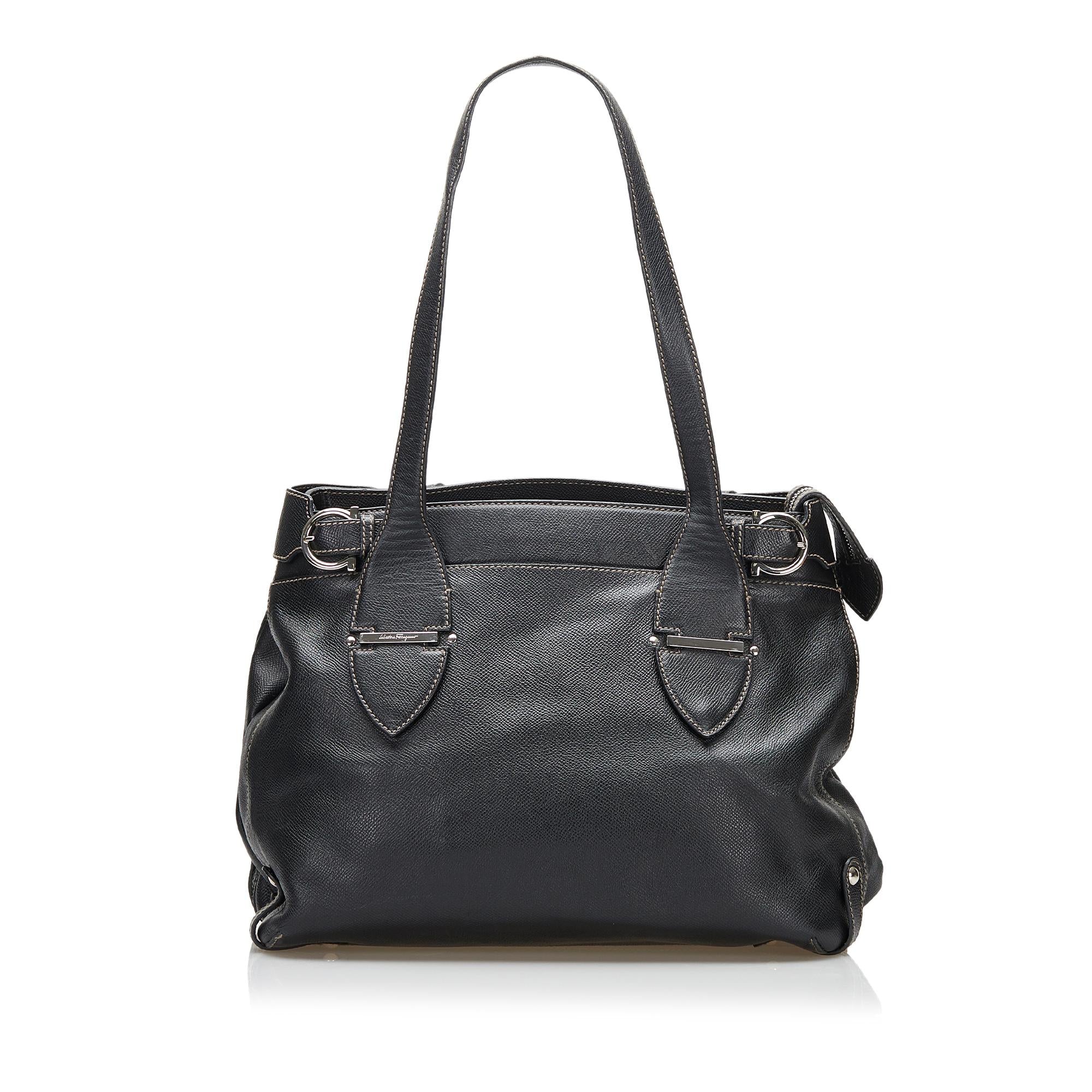 Salvatore Ferragamo Ganchini Tote (SHG-36650)