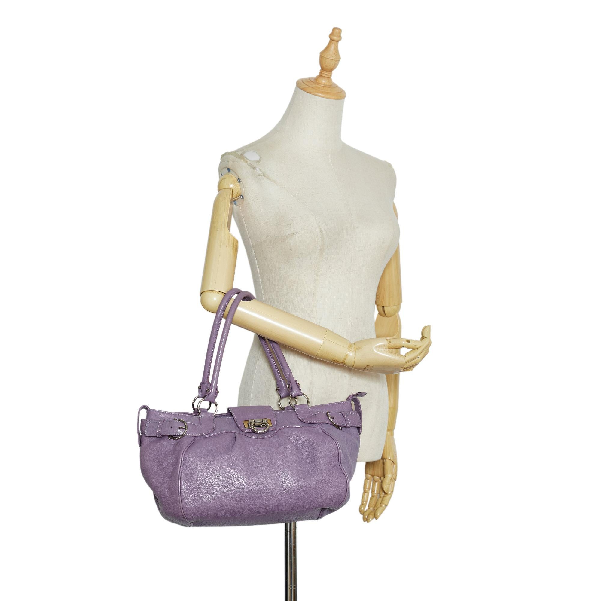 Salvatore Ferragamo Gancini Marisa (SHG-oSO8Bu)