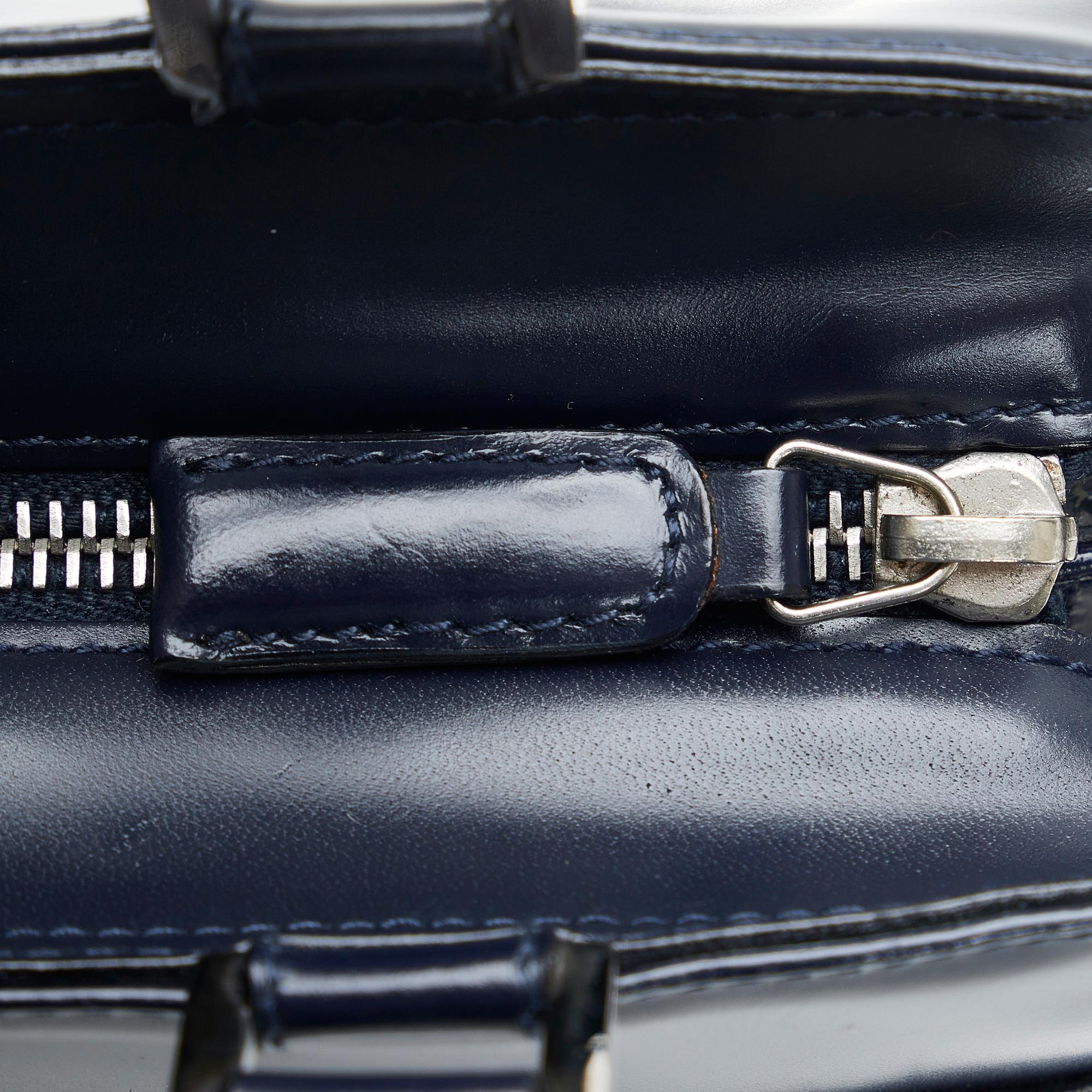 Salvatore Ferragamo Gancini Satchel (SHG-DsRgN7)