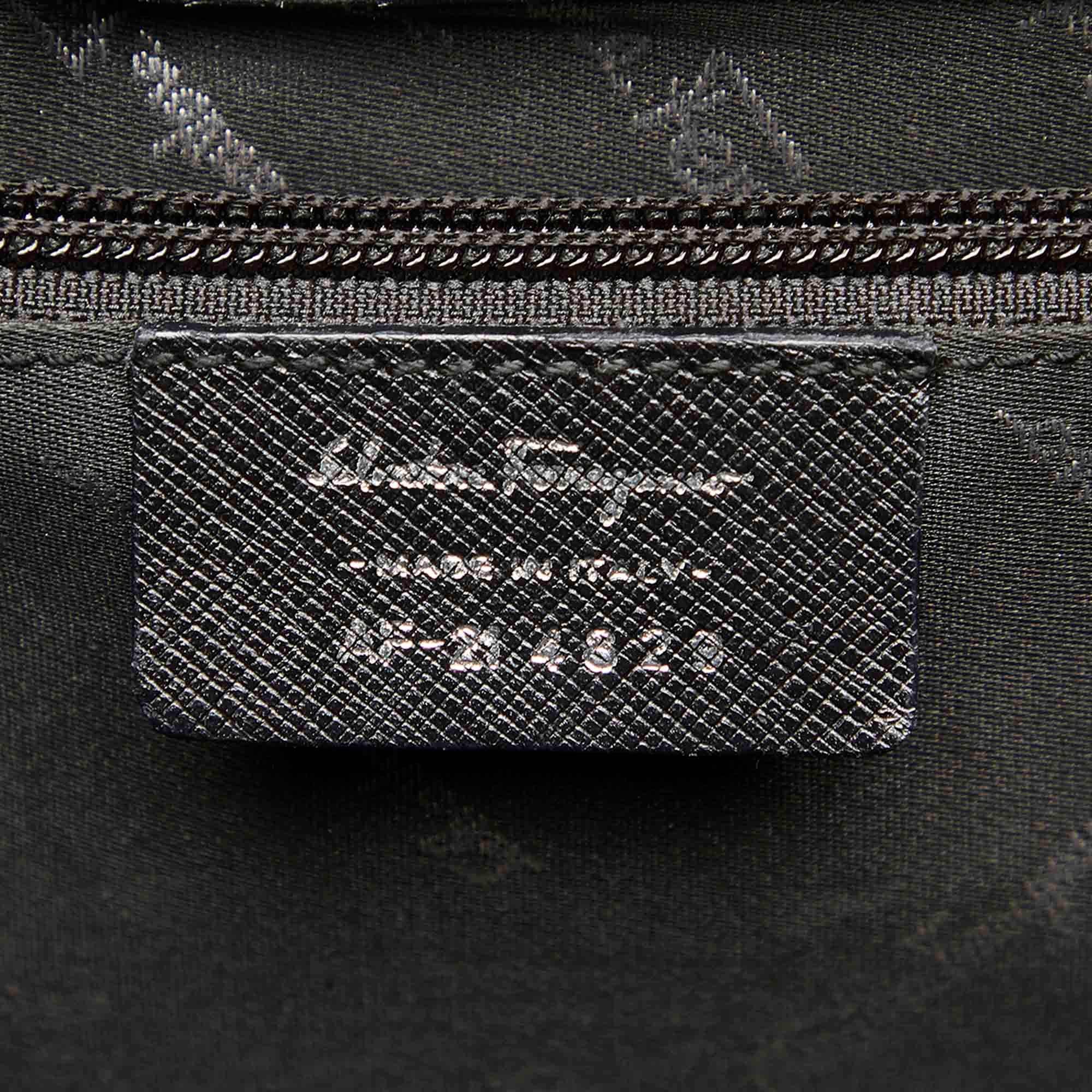 Salvatore Ferragamo Gancino Leather Handbag (SHG-37347)
