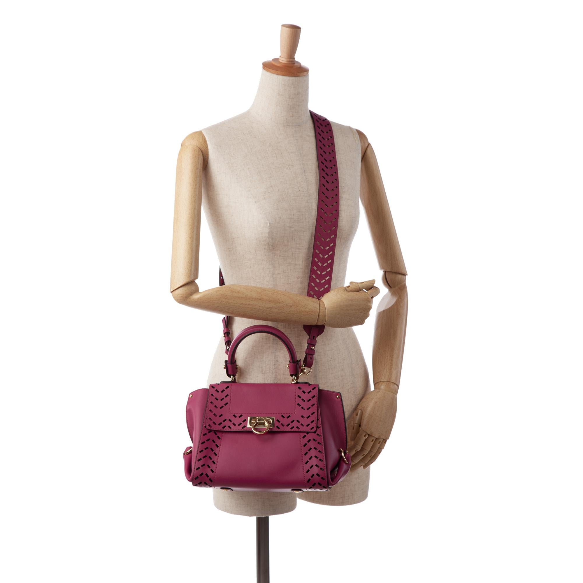 Salvatore Ferragamo Laser Cut Gancini Sofia Satchel (SHG-Rq9U0y)