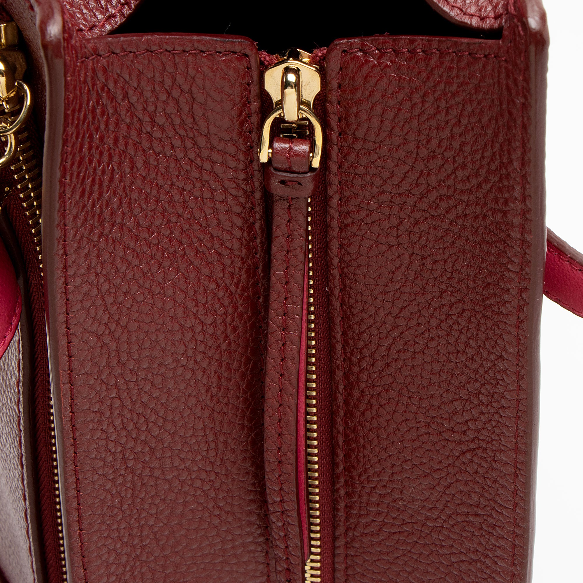Salvatore Ferragamo Leather Amy Medium Tote