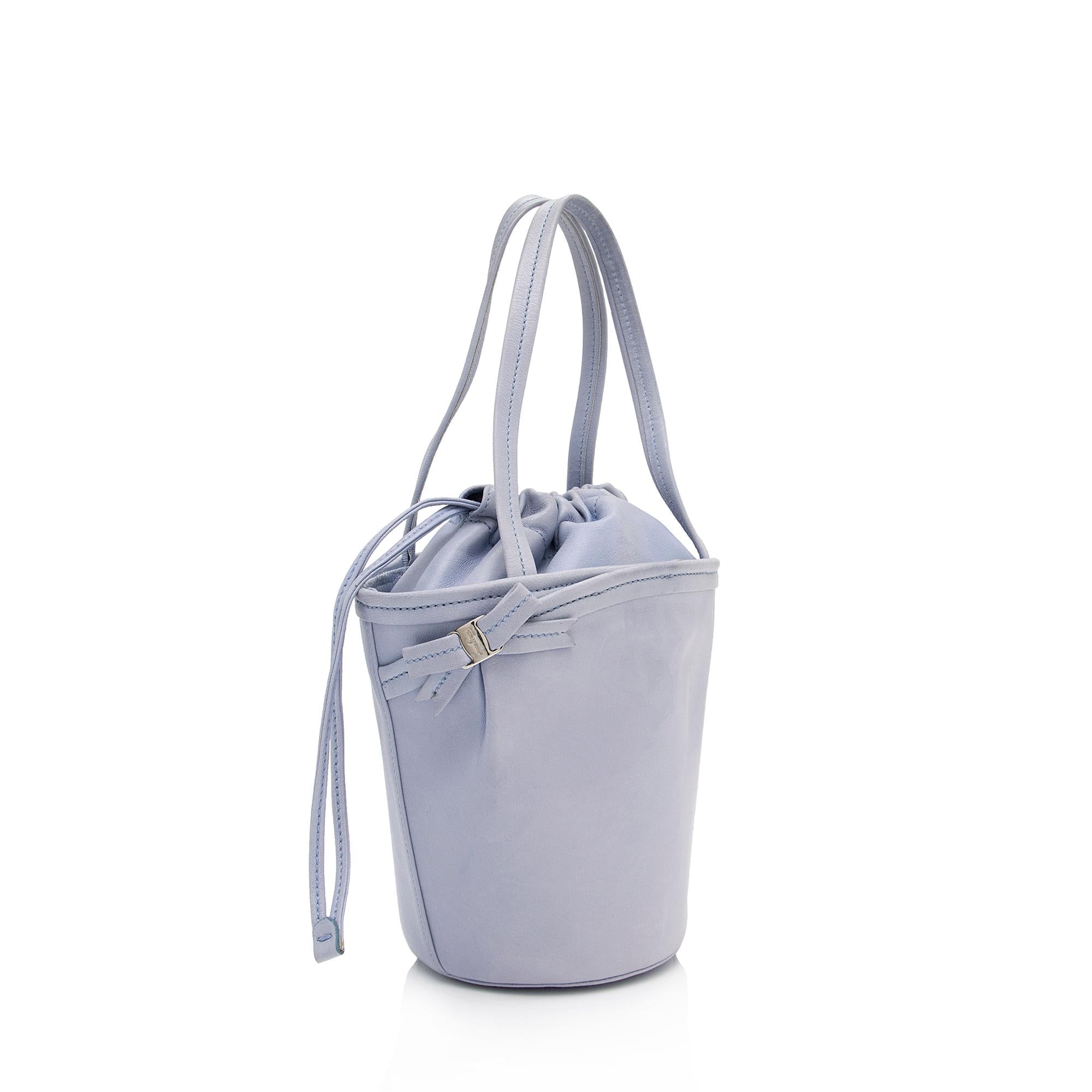 Salvatore Ferragamo Leather Bucket Bag (SHF-gD4oRu)