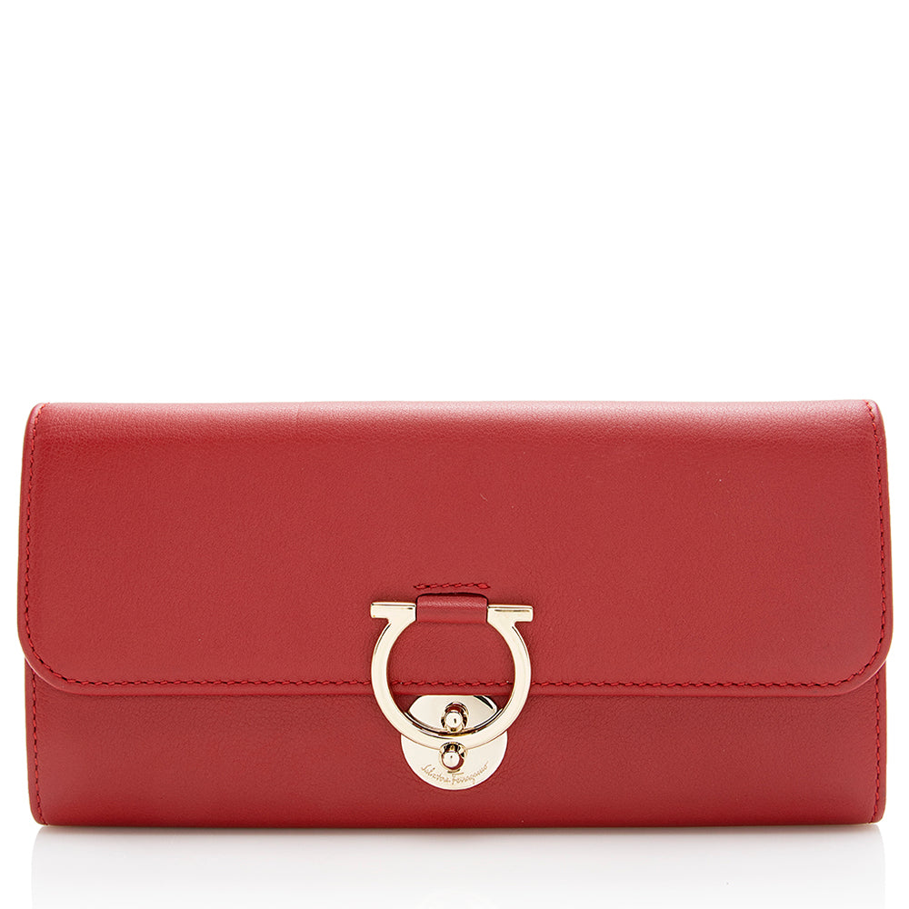 Salvatore Ferragamo Leather Gancini Continental Wallet (SHF-20770)