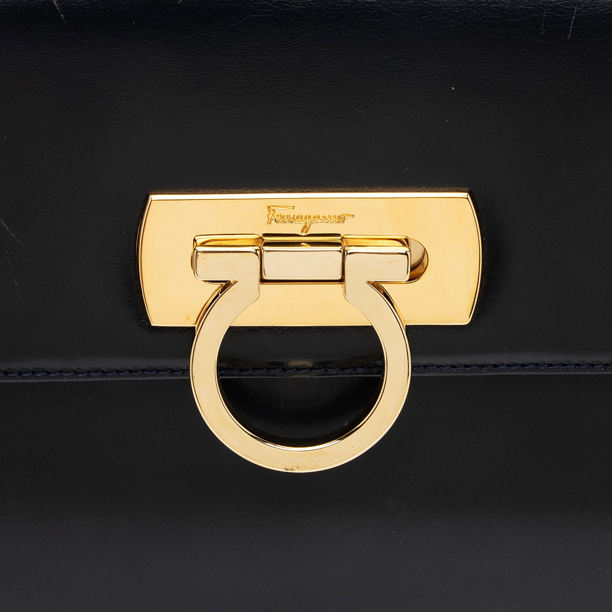 Salvatore Ferragamo Leather Gancini Convertible Small Top Handle Satchel (SHF-ClhLML)