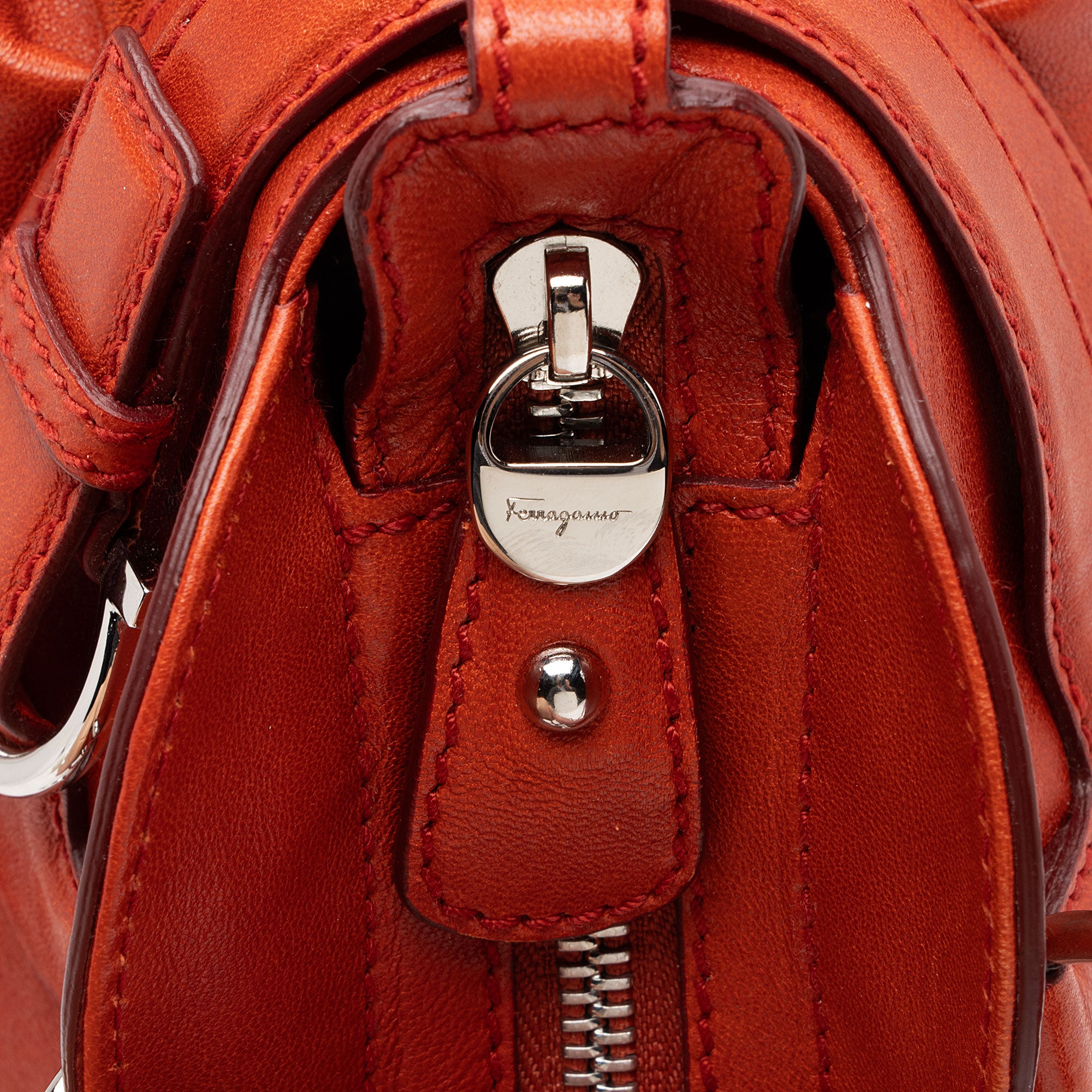 Salvatore Ferragamo Leather Gancini Marisa Satchel (SHF-Zmm7wo)