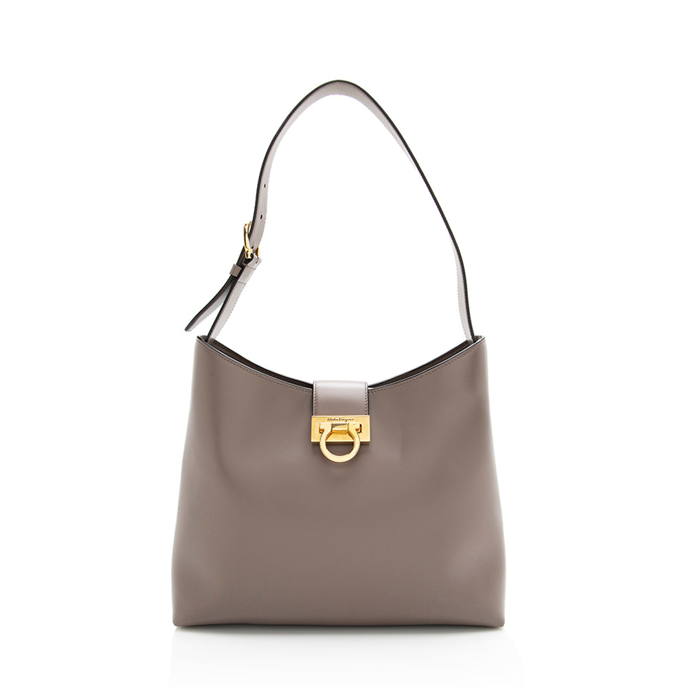 Salvatore Ferragamoレザーバッグ Double Gancini North-South crossbody bag - Women | Ferragamo