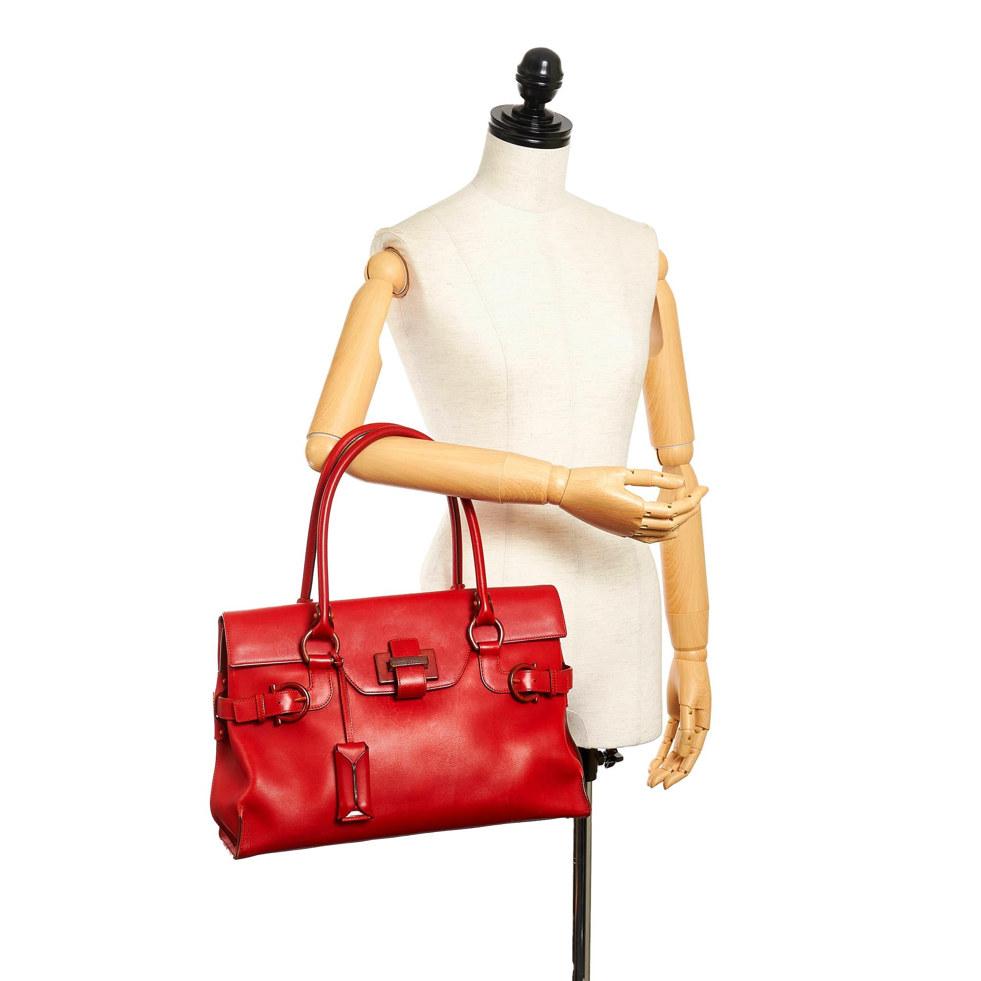 Salvatore Ferragamo Leather Handbag (SHG-Oae3DA)