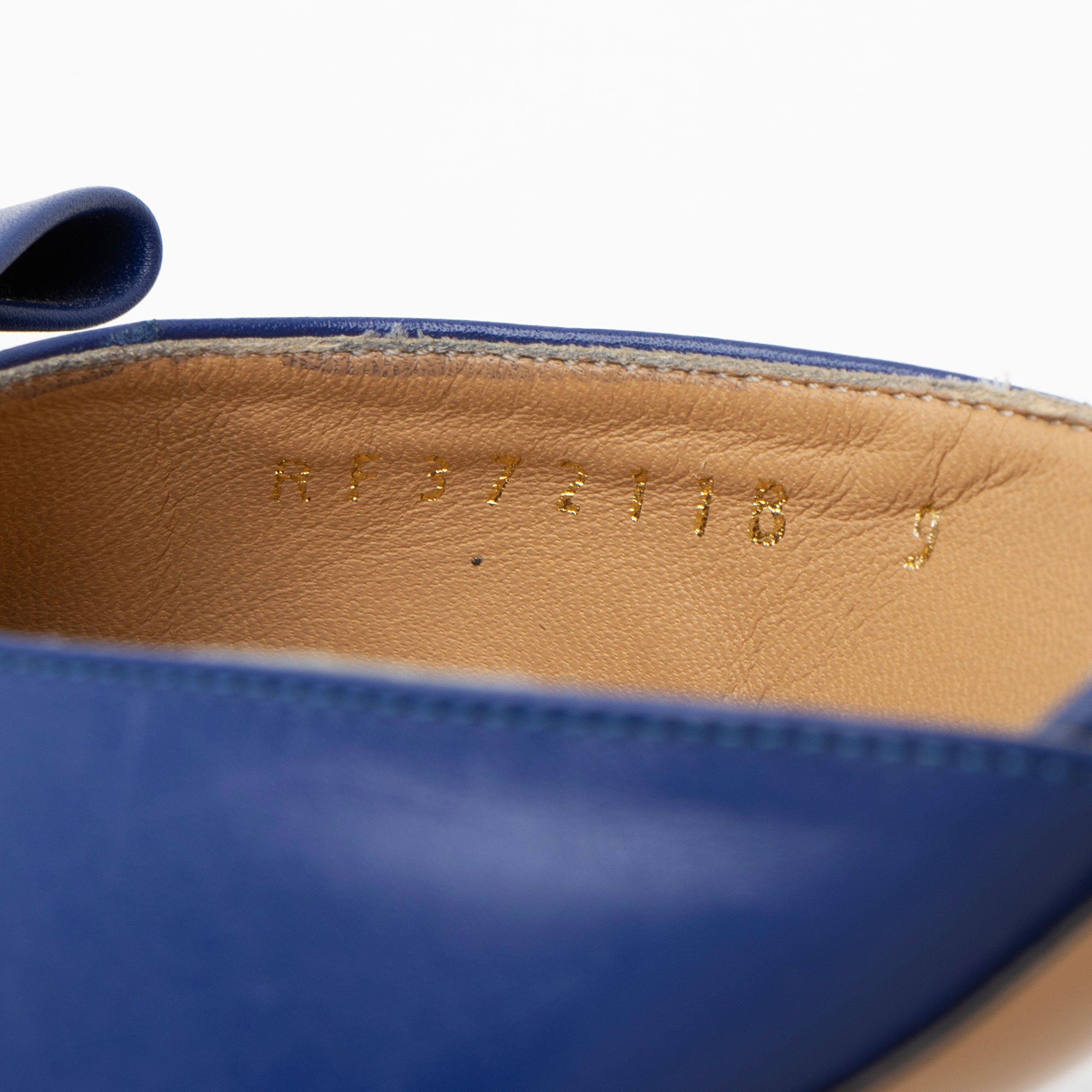 Ferragamo Leather Rietta Bow D'Orsay Pumps - Size 9 / 39