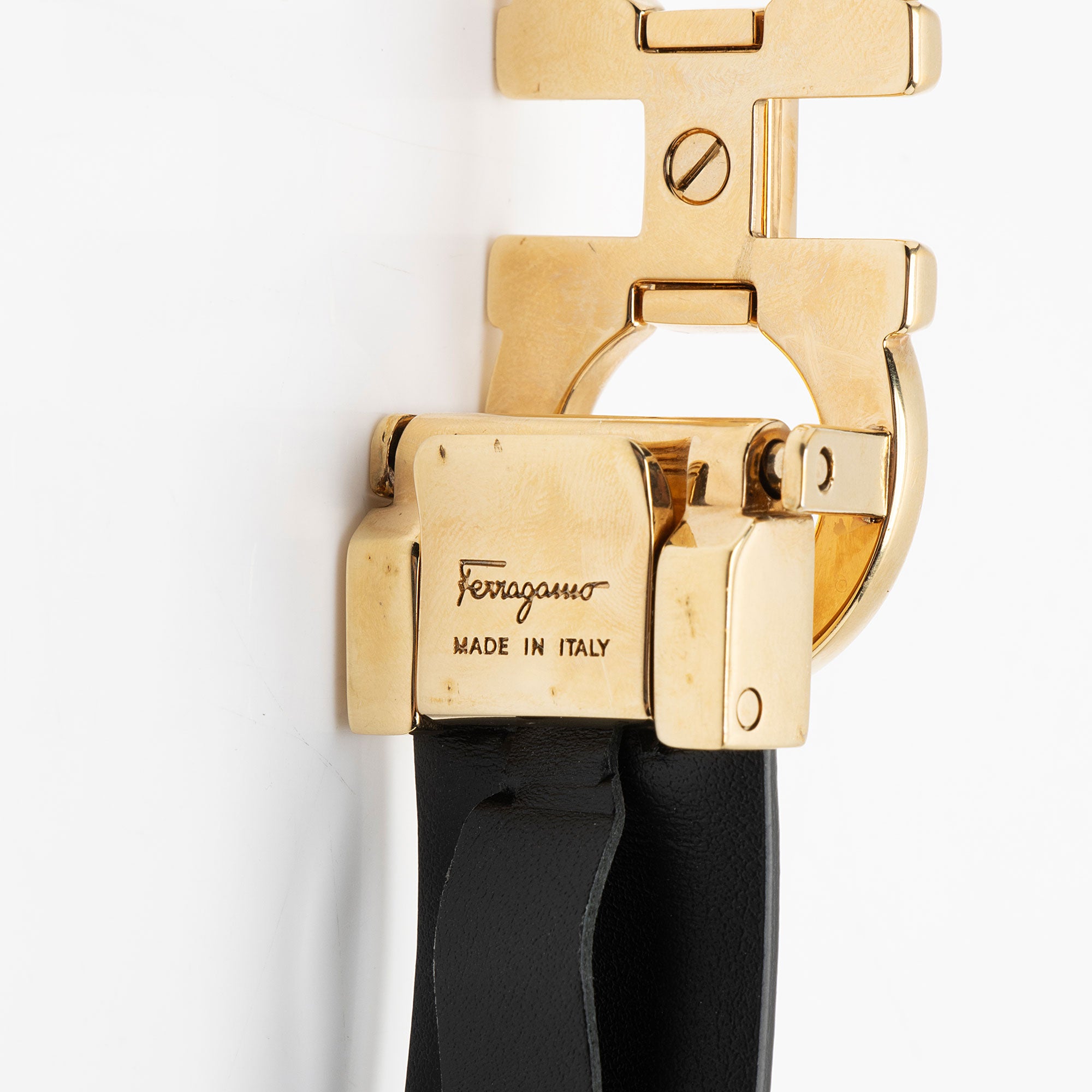 Salvatore Ferragamo Reversible Leather Gancini Belt - Size 40 / 100 (SHF-UafENL)