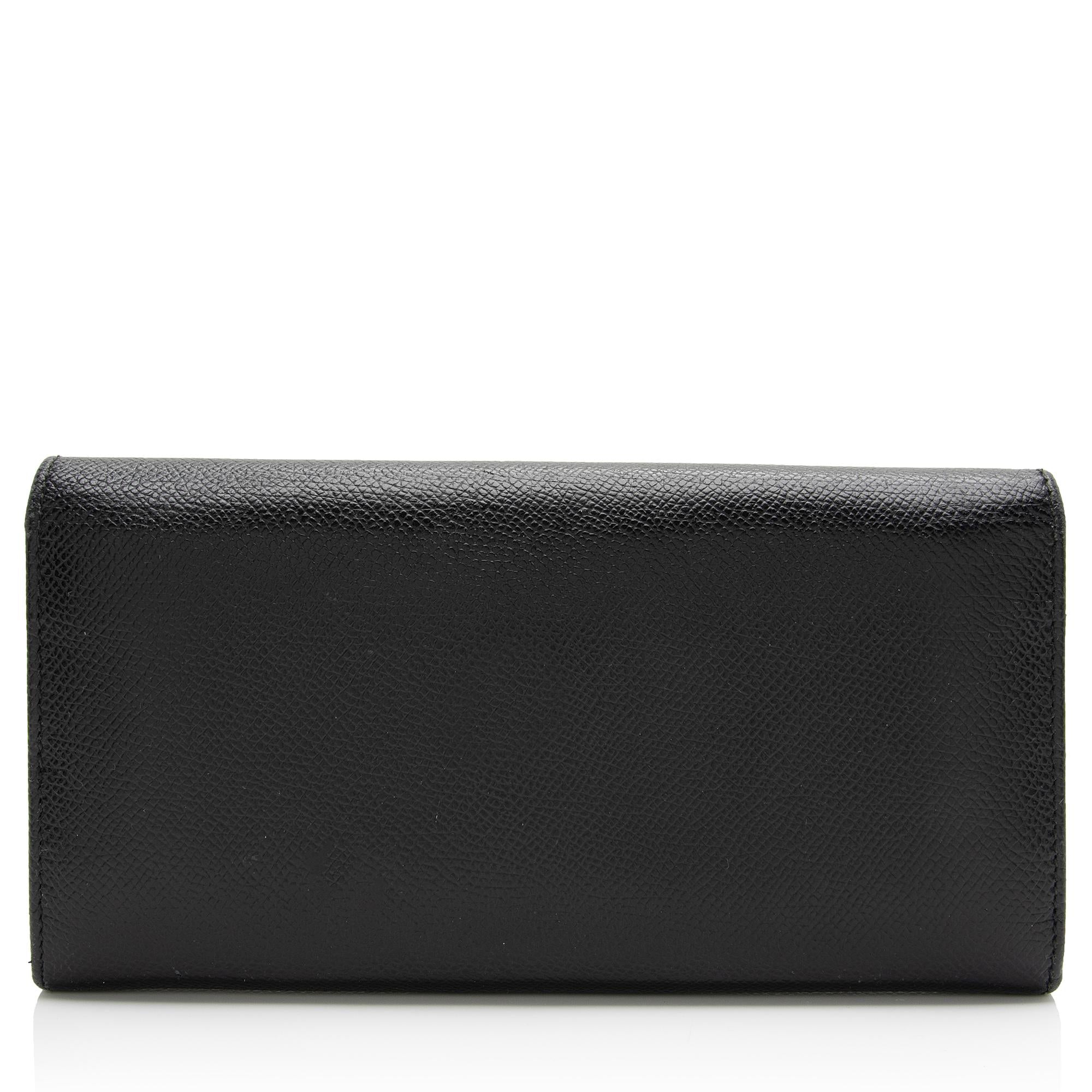 Salvatore Ferragamo Saffiano Gancini Continental Wallet (SHF-23896)