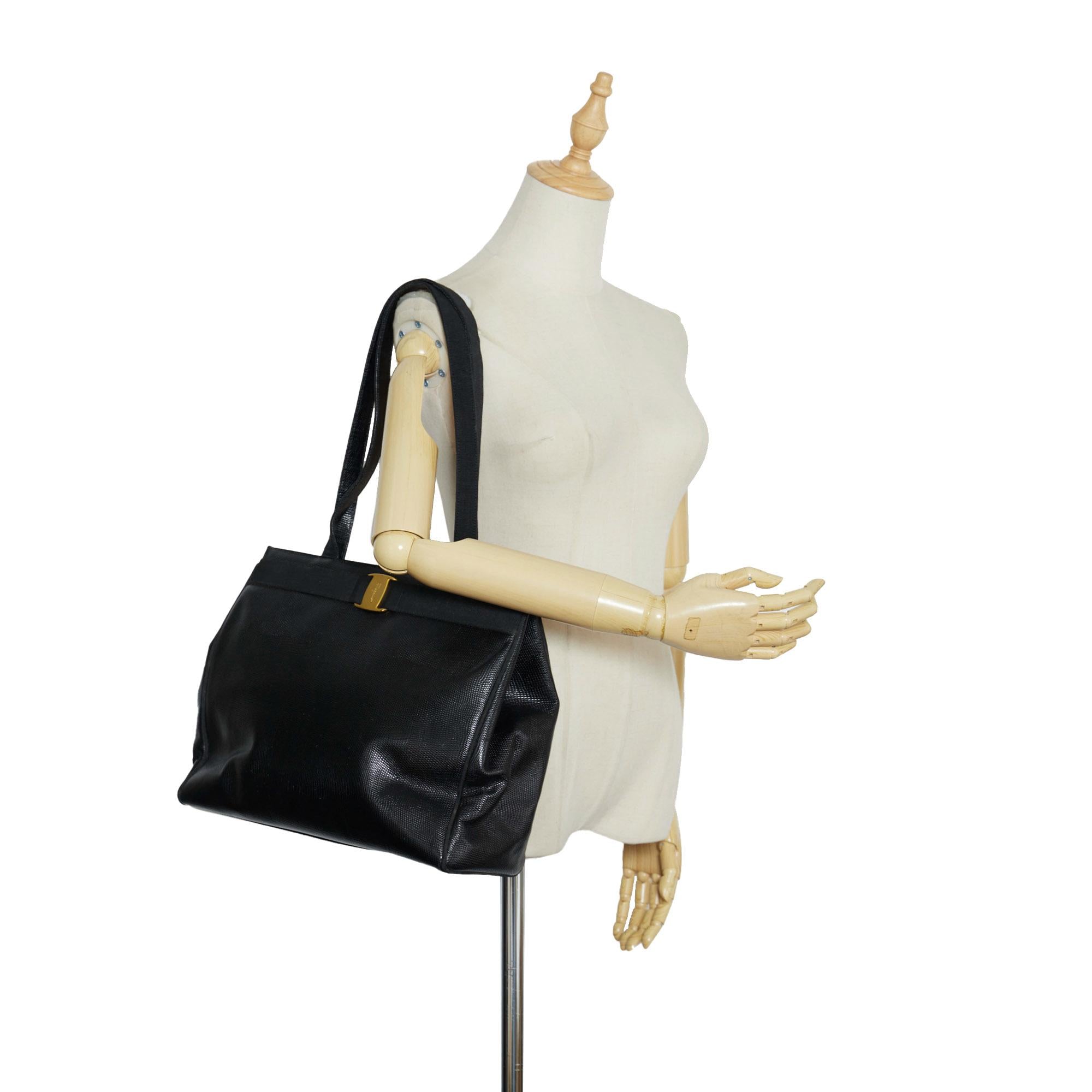 Salvatore Ferragamo Vara Embossed Tote (SHG-RKSuQV)