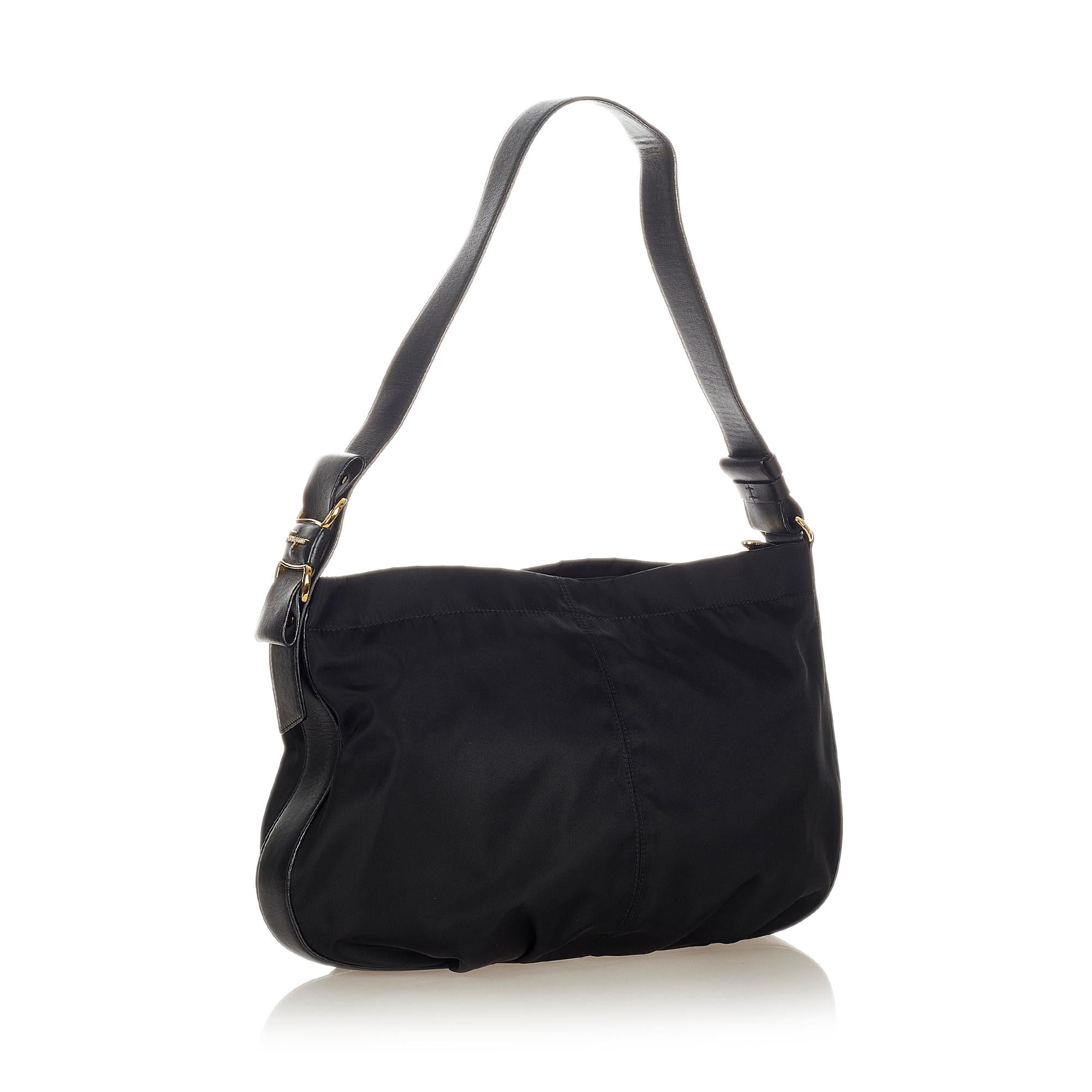 Salvatore Ferragamo Vara Nylon Shoulder Bag (SHG-37241)