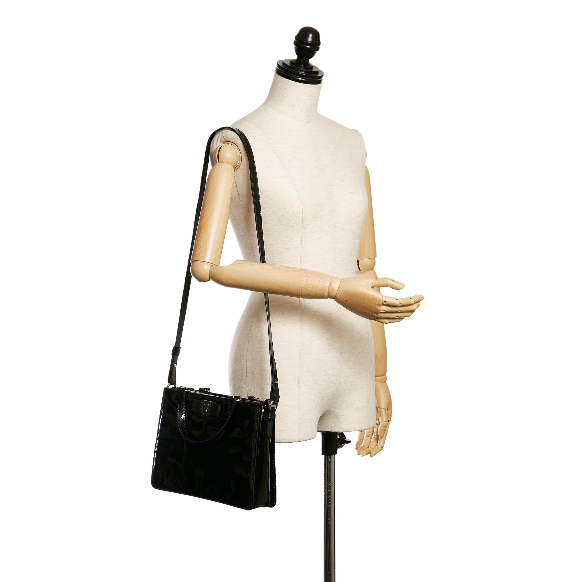 Salvatore Ferragamo Vara Patent Leather Satchel (SHG-9VPUgL)