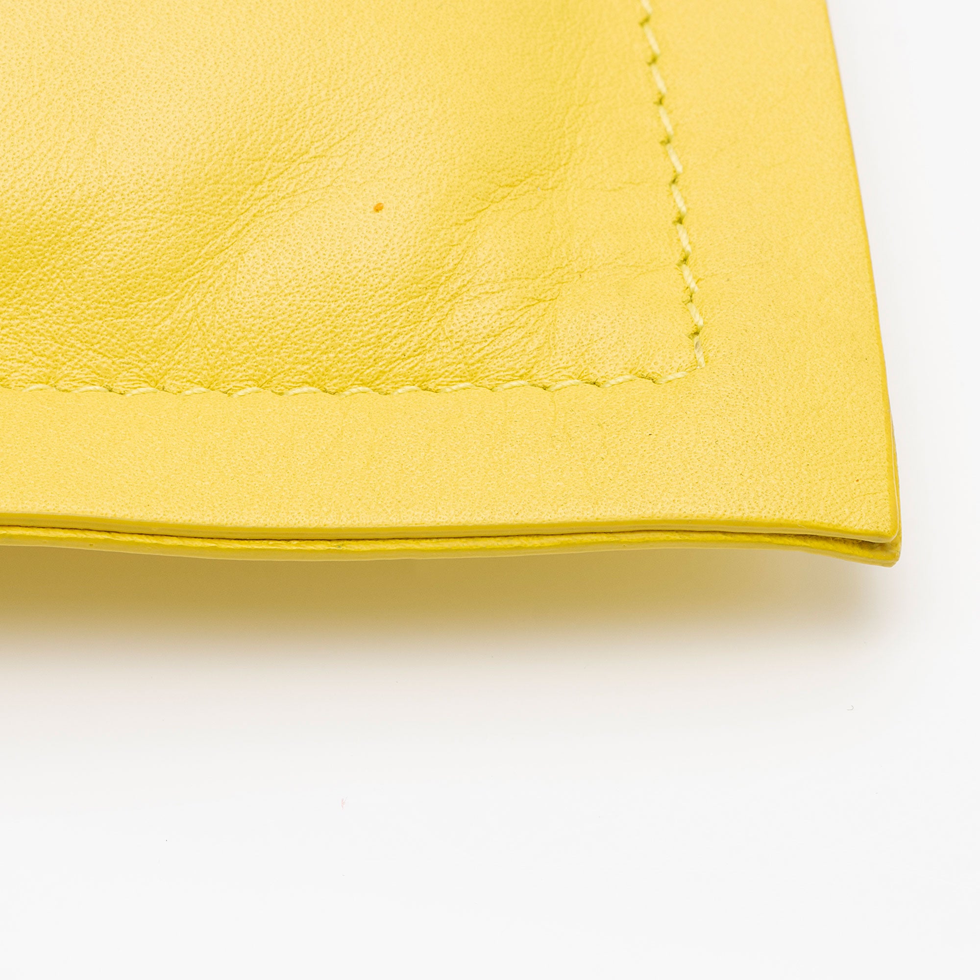Salvatore Ferrragamo Leather Viva Bow Mini Bag (SHF-l2fqvf)