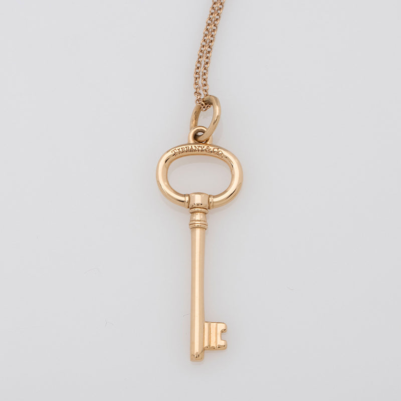 Tiffany & Co. 18k Rose Yellow Gold Oval Key Pendant Necklace (SHF-SxbZ0Y)