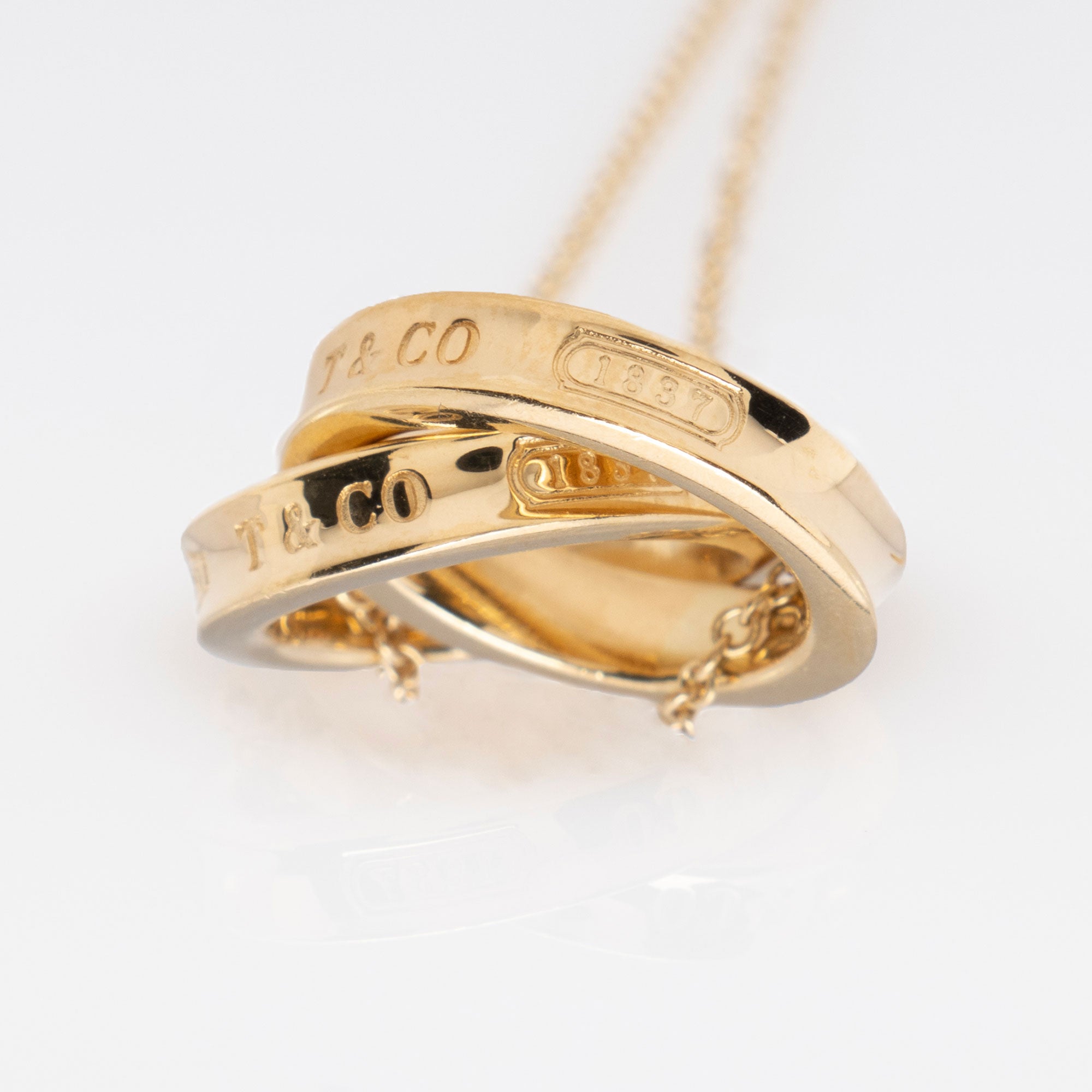 Tiffany & Co. 18k Gold 1837 Interlocking Circles Necklace (SHF-swkXsM)