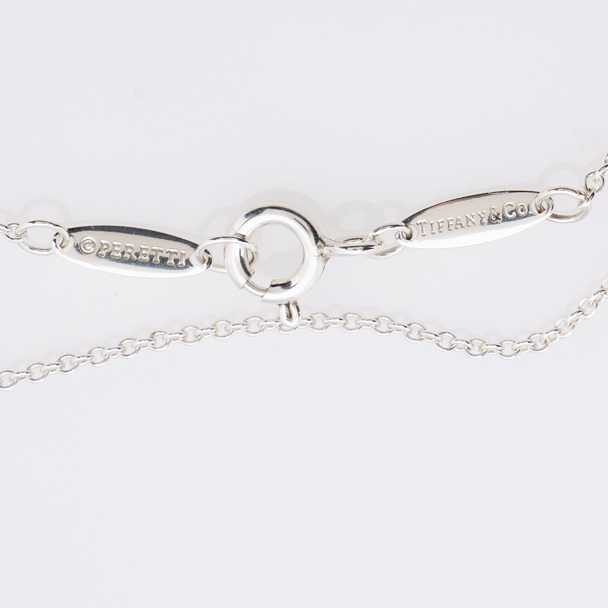 Tiffany & Co. Elsa Peretti Sterling Silver Bean Small Necklace (SHF-VpEI6U)