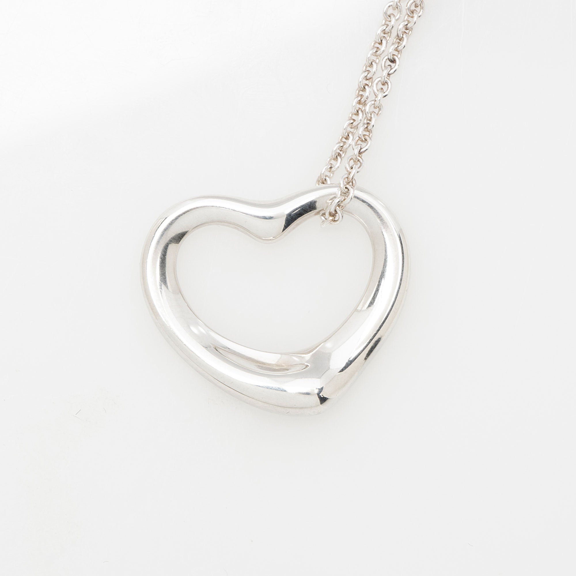 Tiffany & Co. Elsa Peretti Sterling Silver Open Heart 22mm Necklace