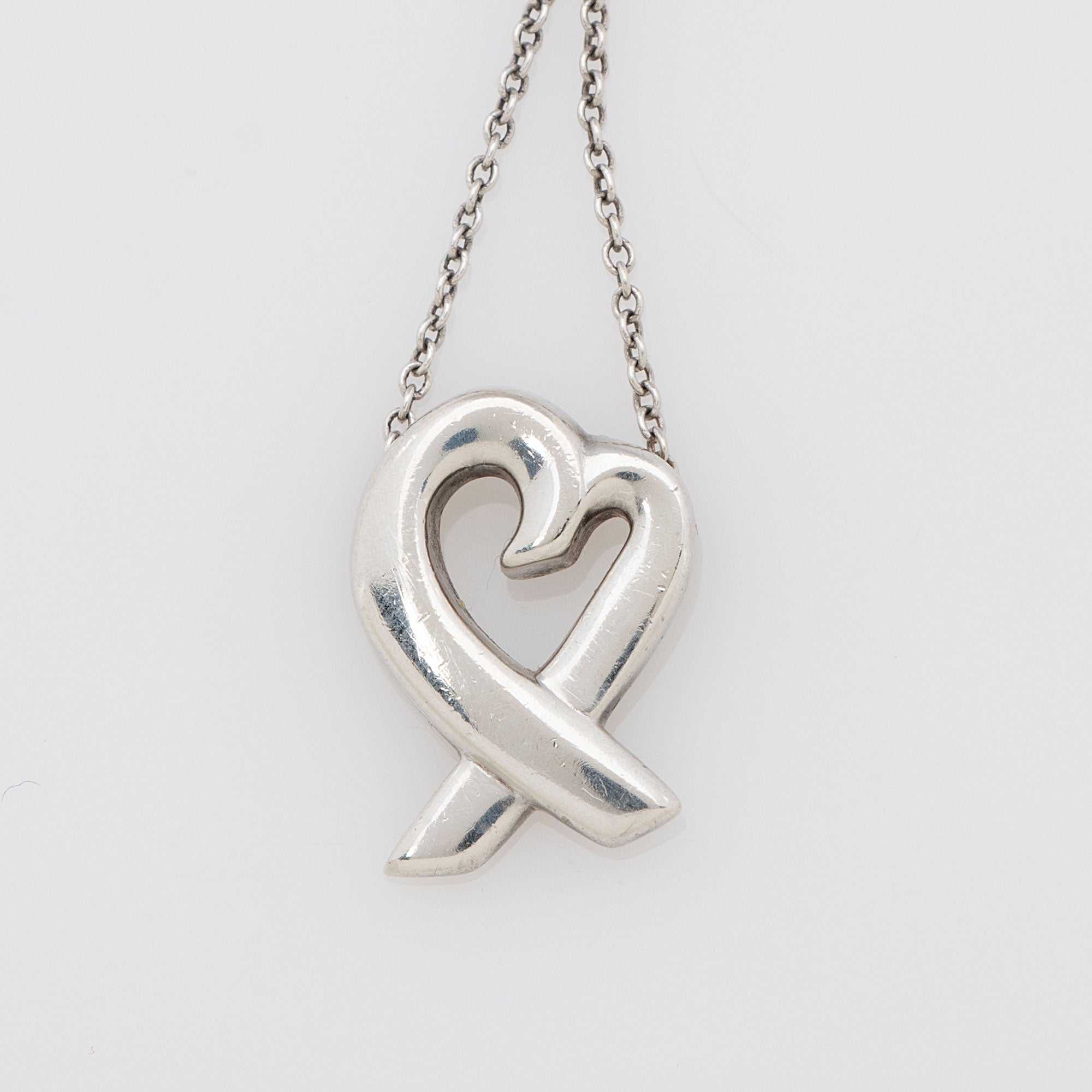 Tiffany & Co. Paloma Picasso Sterling Silver Loving Heart Necklace (SHF-xZZeFN)