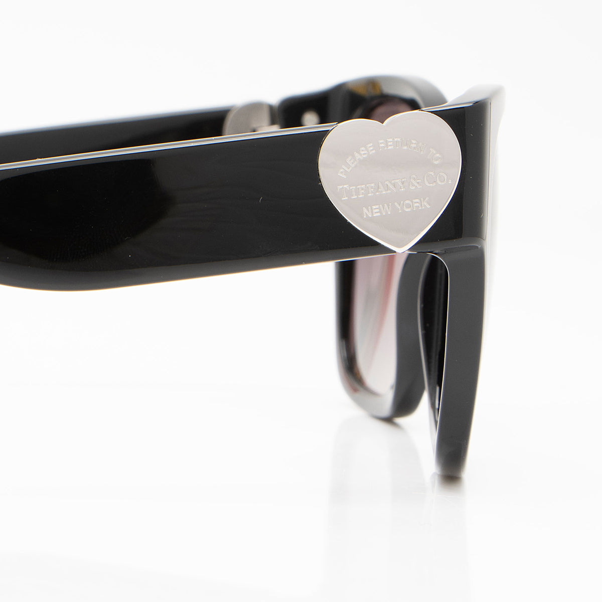Tiffany & Co. Return to Tiffany Heart Square Sunglasses