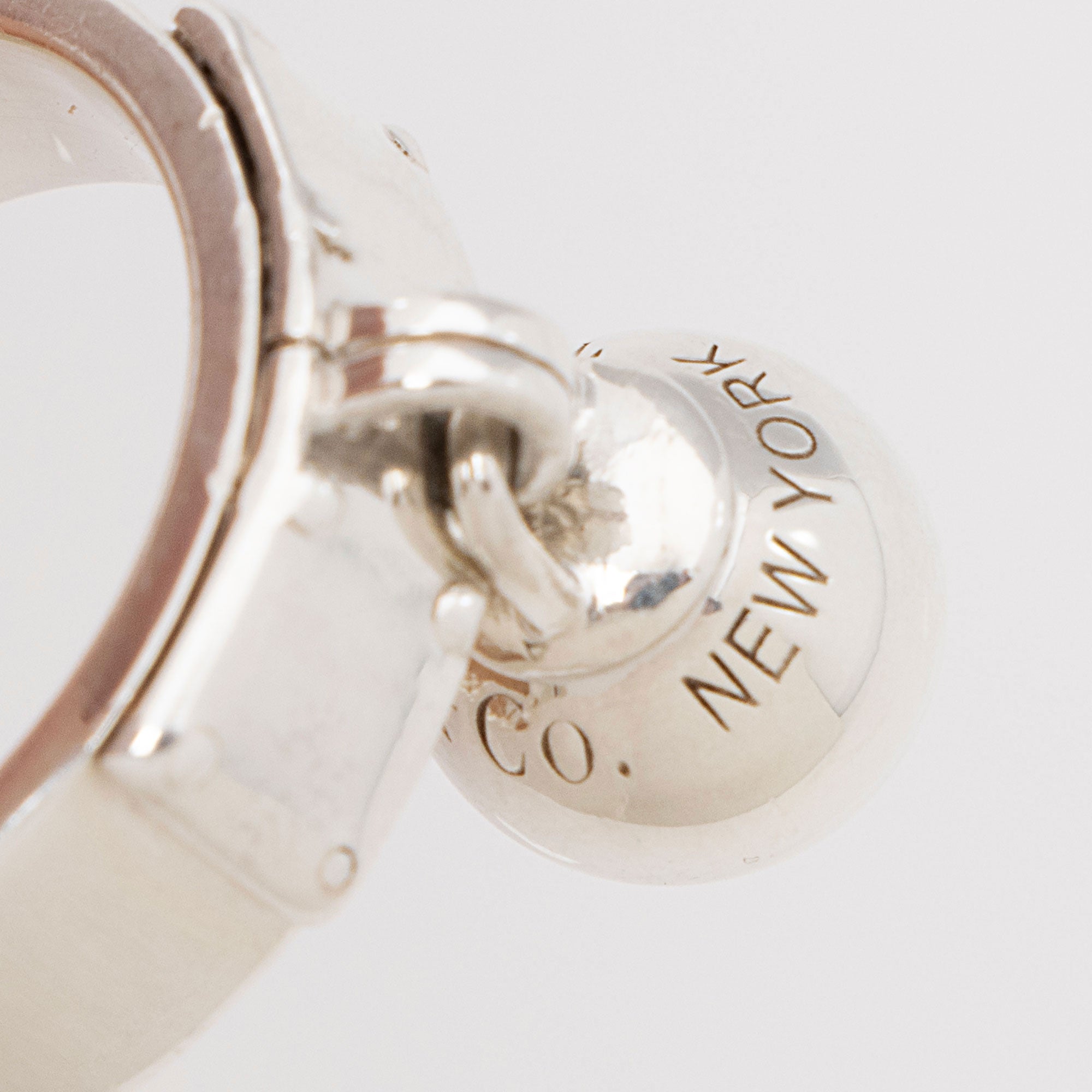 Tiffany & Co. Sterling Silver HardWear Dangle Ball Ring - Size 7 (SHF-YaQW1k)