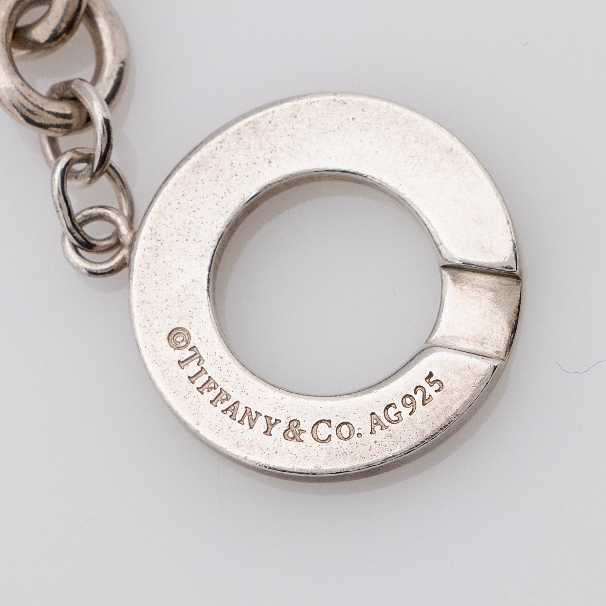 Tiffany & Co. Sterling Silver New York Toggle Necklace (SHF-ztMdip)