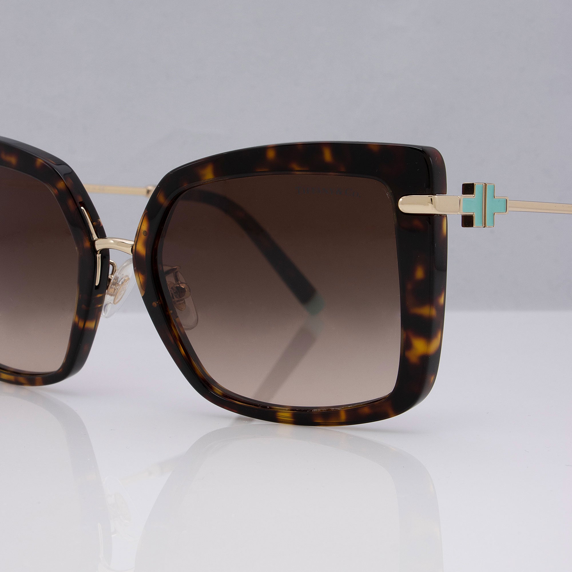 Tiffany & Co. Tiffany T Oversized Butterfly Sunglasses (SHF-8tVzCH)