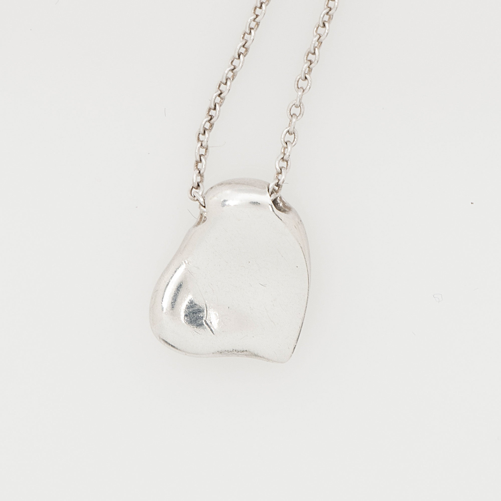 Tiffany & Co. Vintage Elsa Peretti Sterling Silver Full Heart Necklace