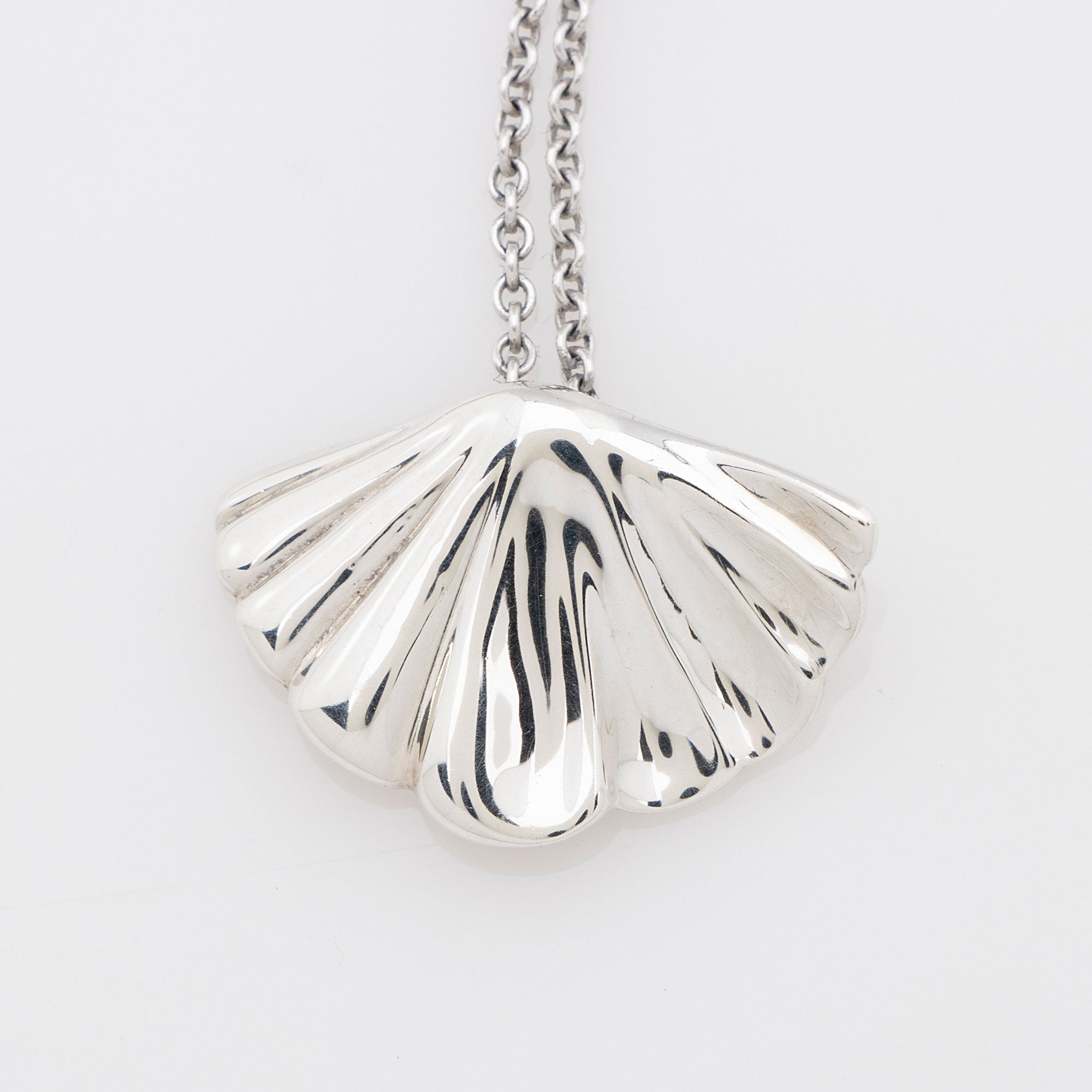 Tiffany & Co. Vintage Sterling Silver Fan Shell Necklace