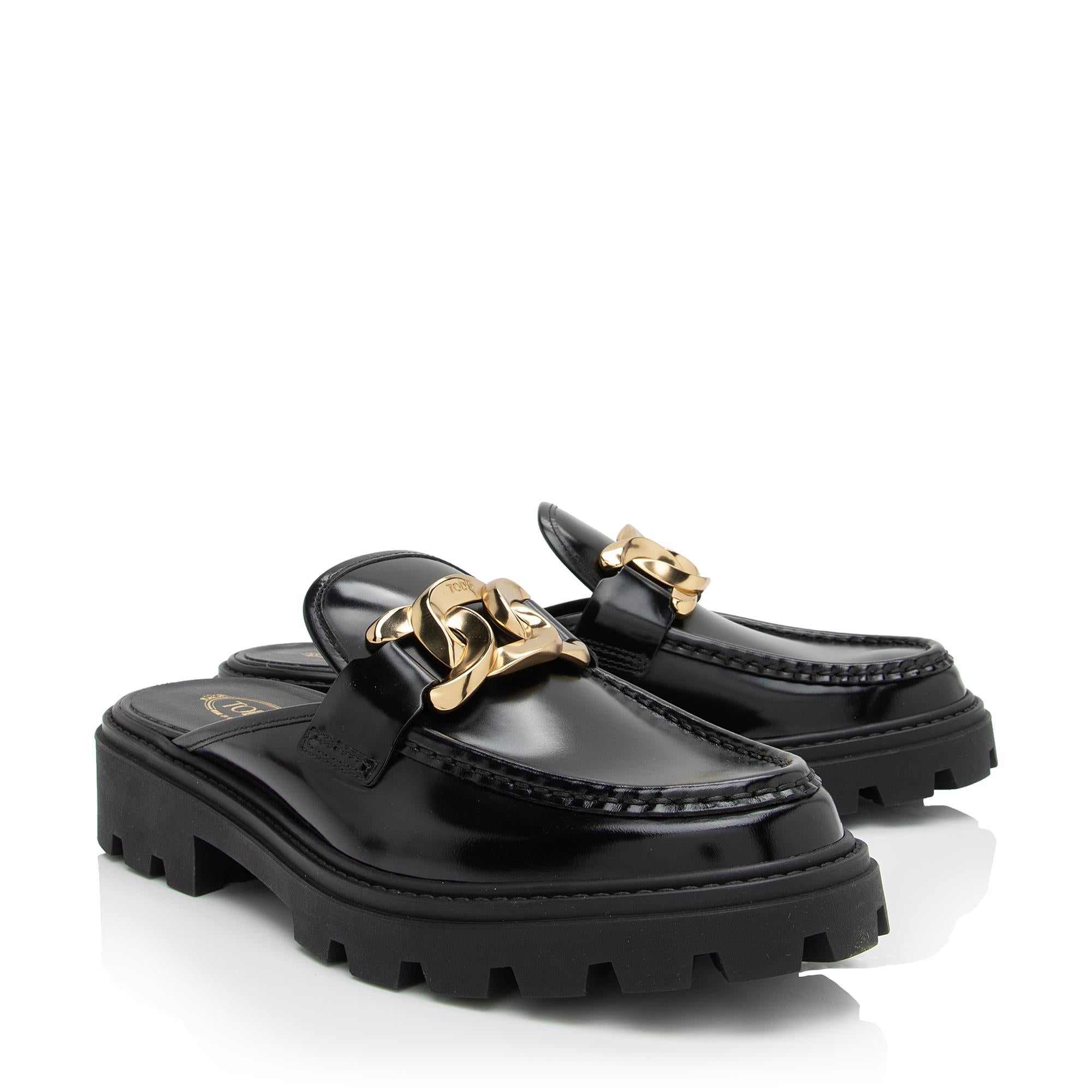 Tod's Patent Leather Chain Gomma Pesante Mules - Size 9.5 / 39.5 - FINAL SALE (SHF-pTEqYT)