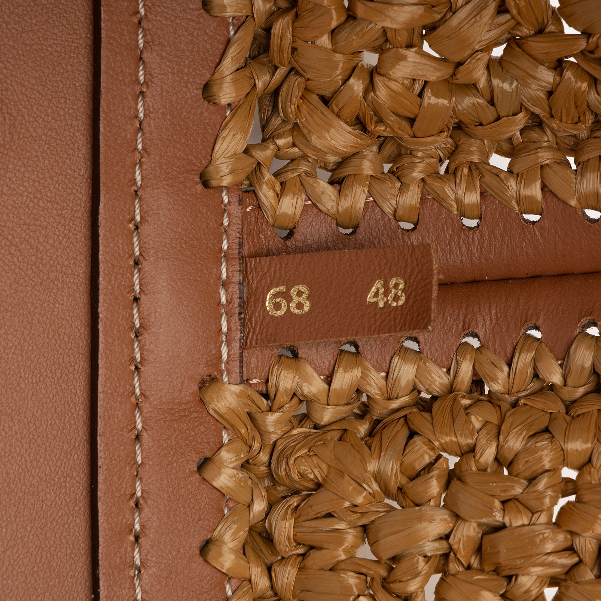 Tod's Raffia Leather Timeless T Medium Shopping Tote (SHF-z1wQMm)