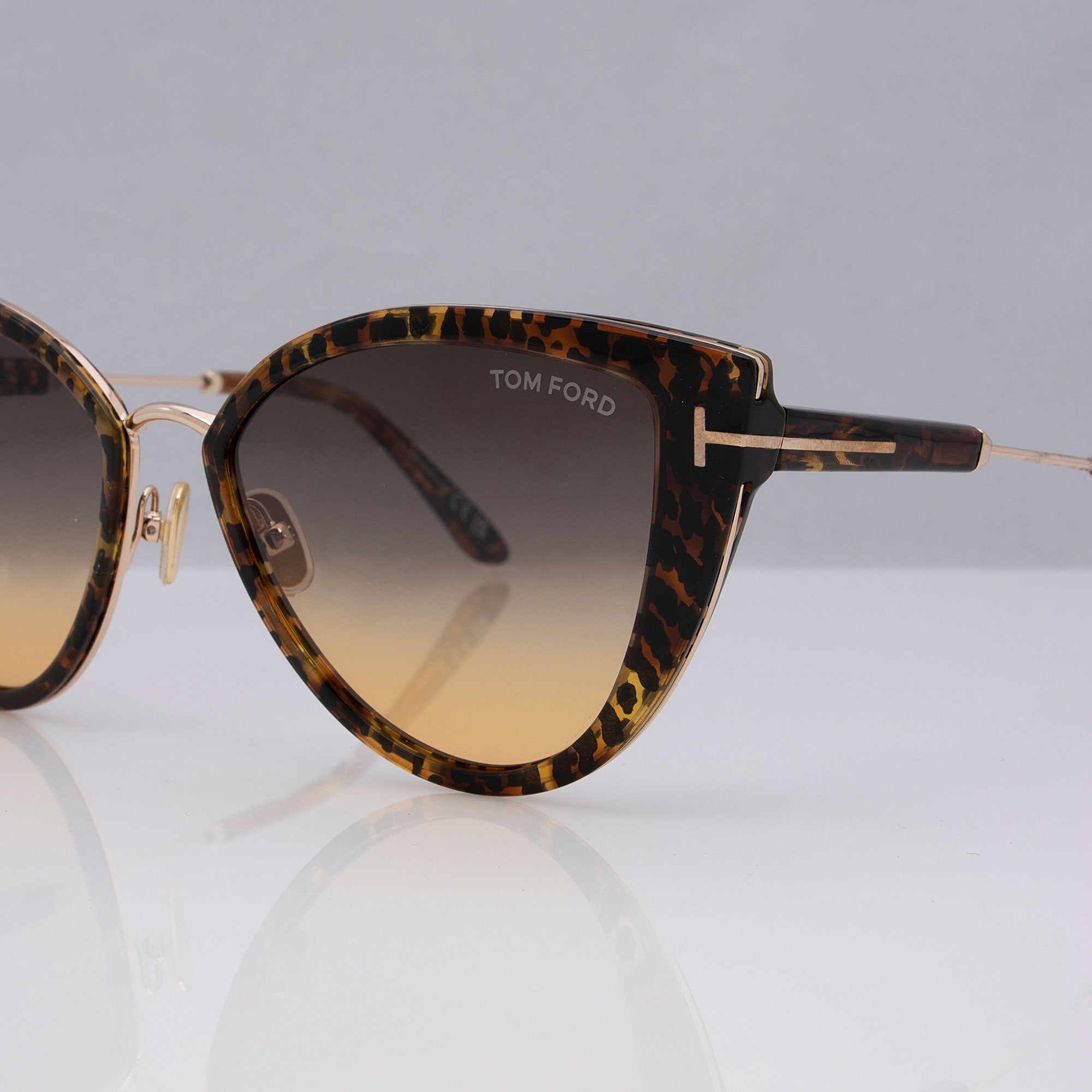 Tom Ford Anjelica Cat Eye Sunglasses (SHF-JR7Hh8)