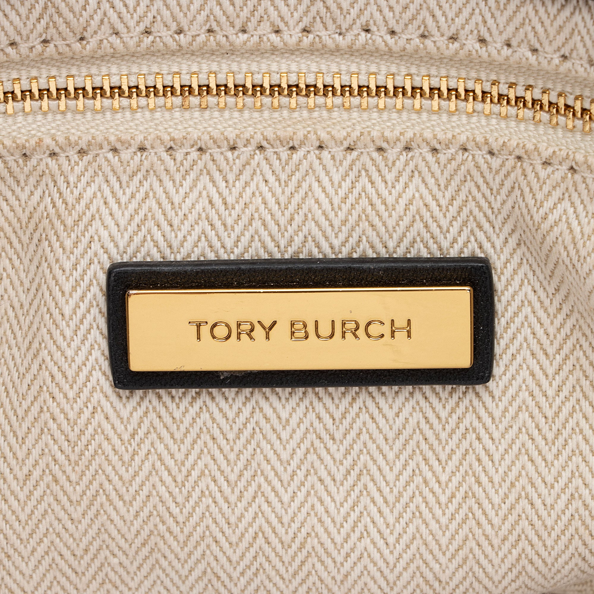 Tory Burch Chevron Leather Kira Tote (SHF-RGxF6t)