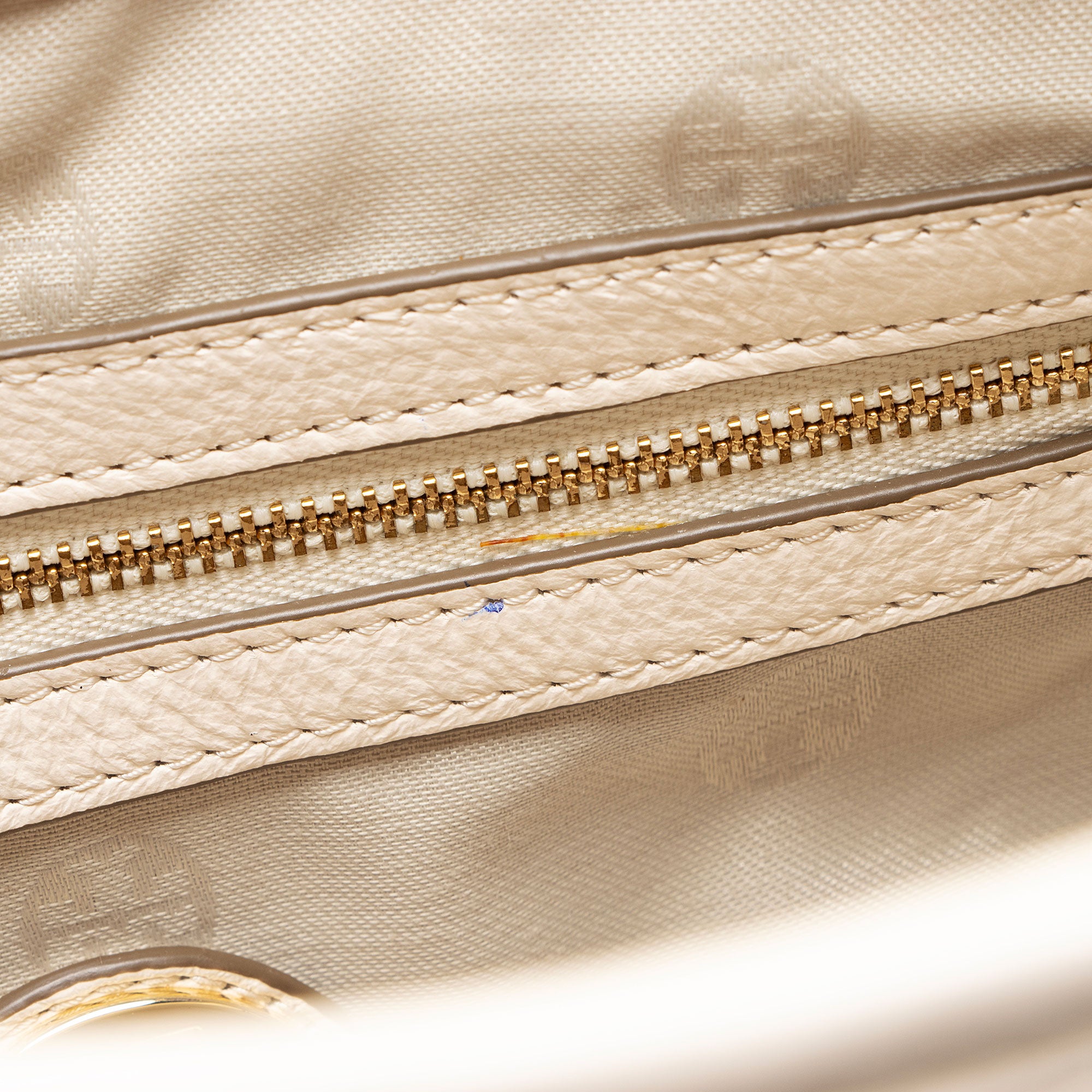 Tory Burch Leather Amanda Classic Hobo