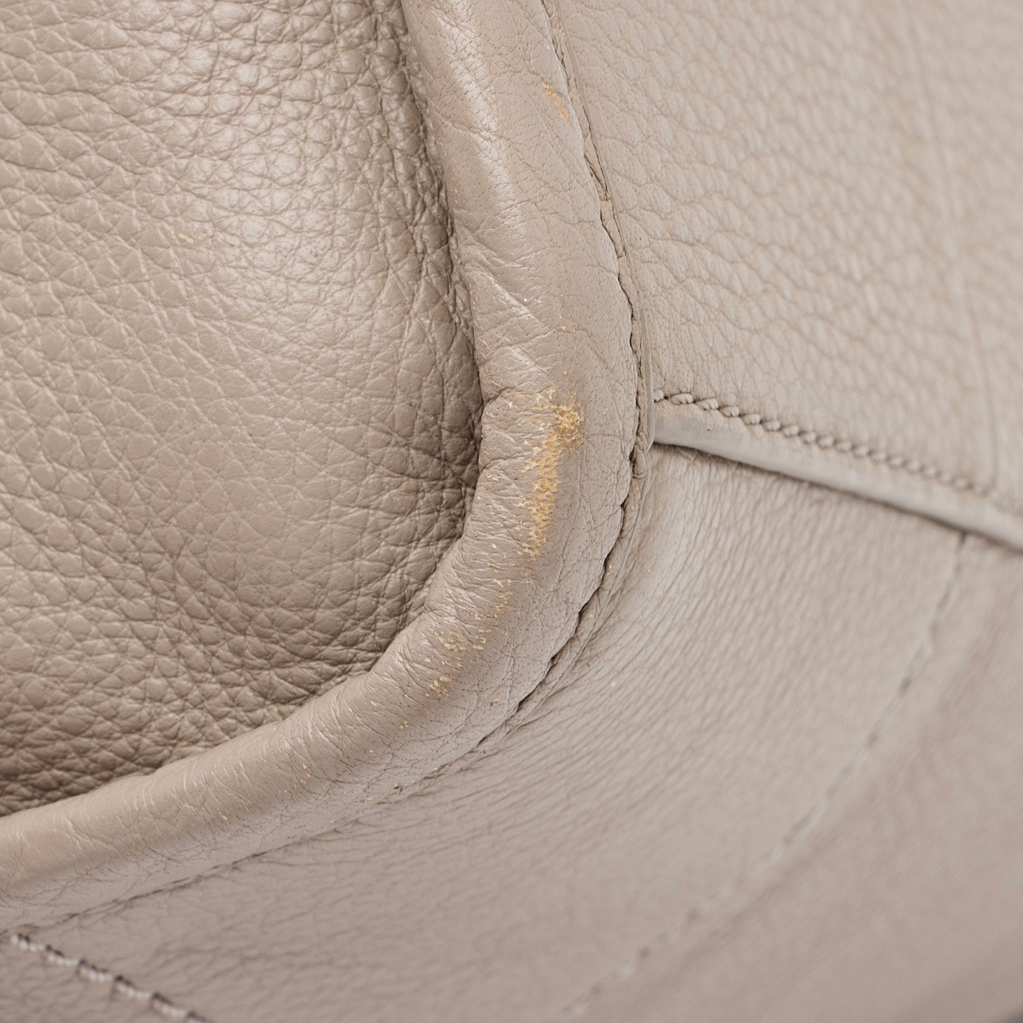 Tory Burch Leather Britten Small Slouchy Tote (SHF-3MLIBU)