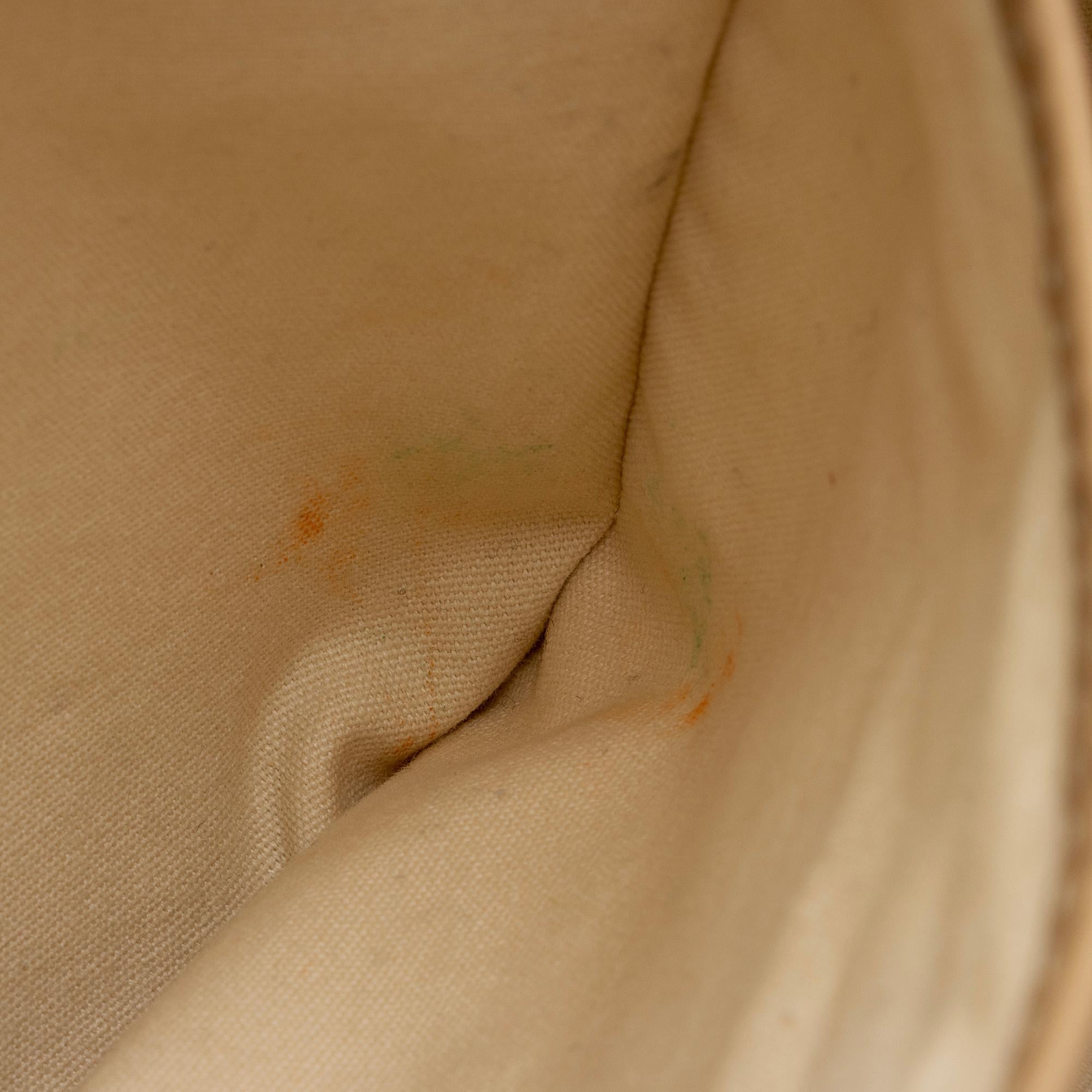Tory Burch Leather Brooke Hobo (SHF-72GMxT)